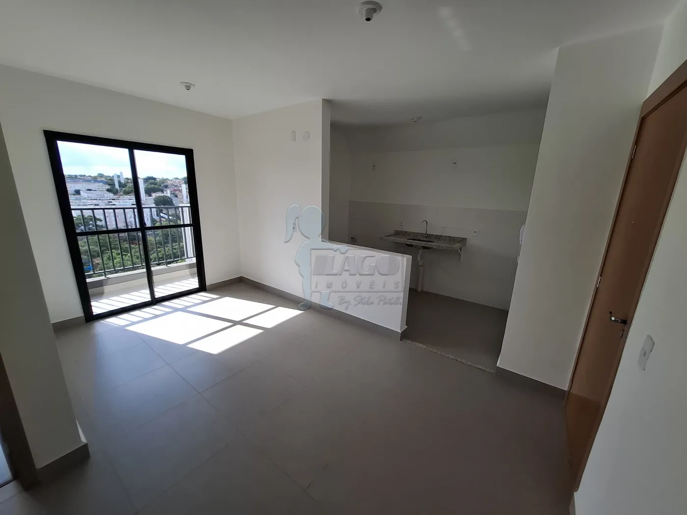 Alugar Apartamento / Padrão em Ribeirão Preto R$ 1.900,00 - Foto 2