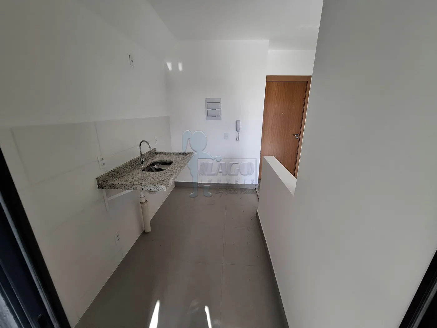 Alugar Apartamento / Padrão em Ribeirão Preto R$ 1.900,00 - Foto 3