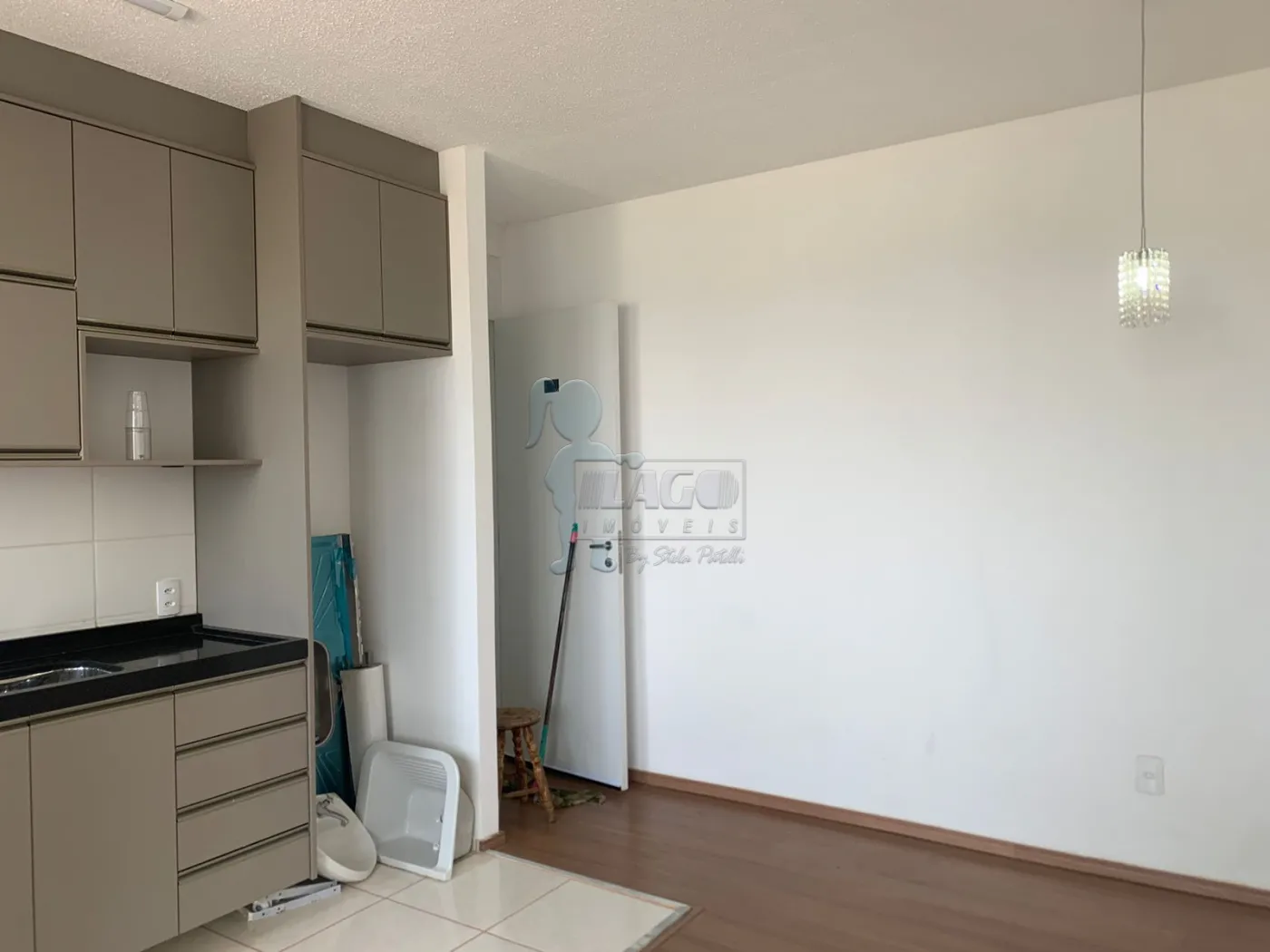 Alugar Apartamento / Padrão em Ribeirão Preto R$ 880,00 - Foto 3