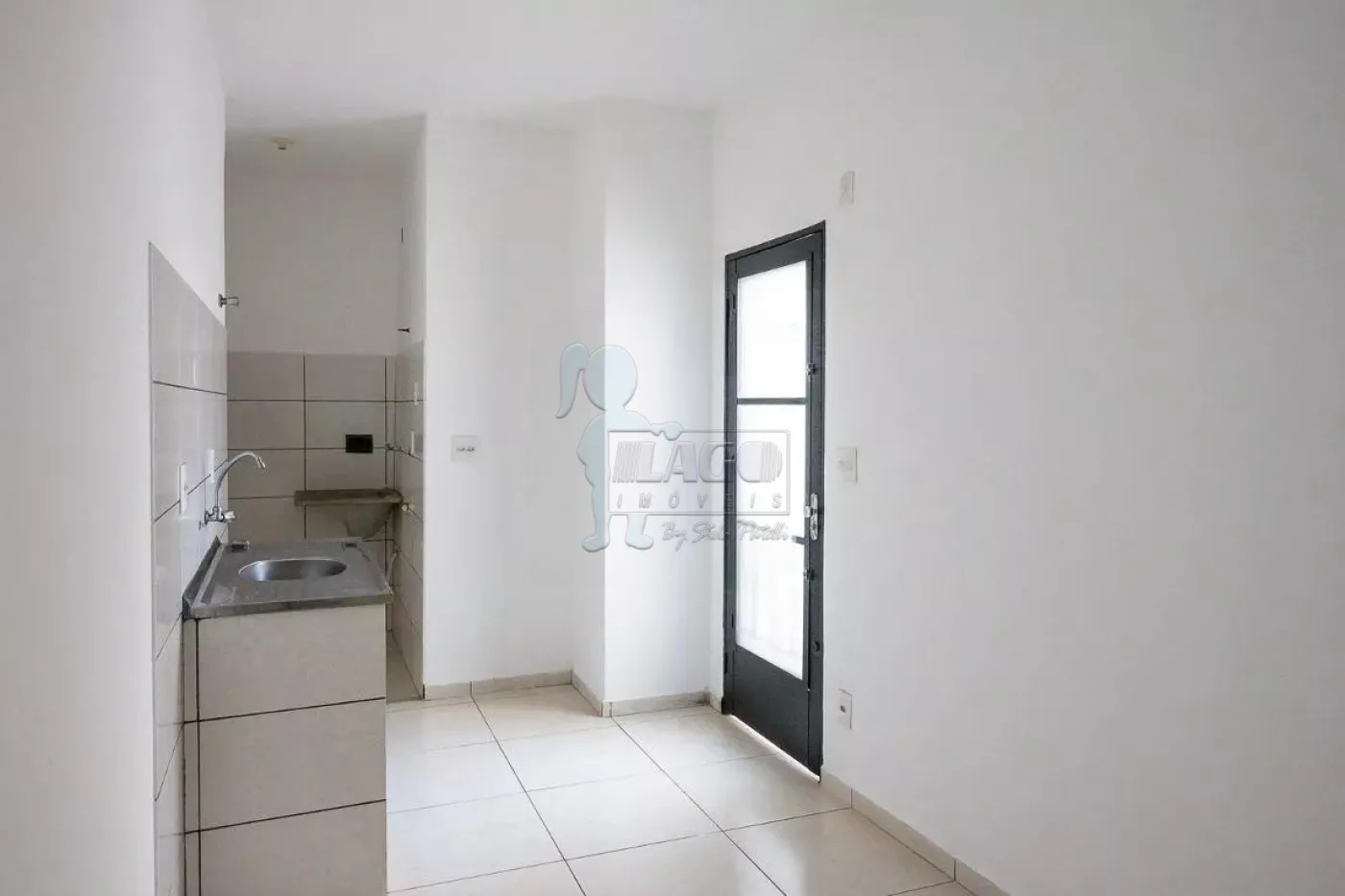 Alugar Casa / Padrão em Ribeirão Preto R$ 650,00 - Foto 5