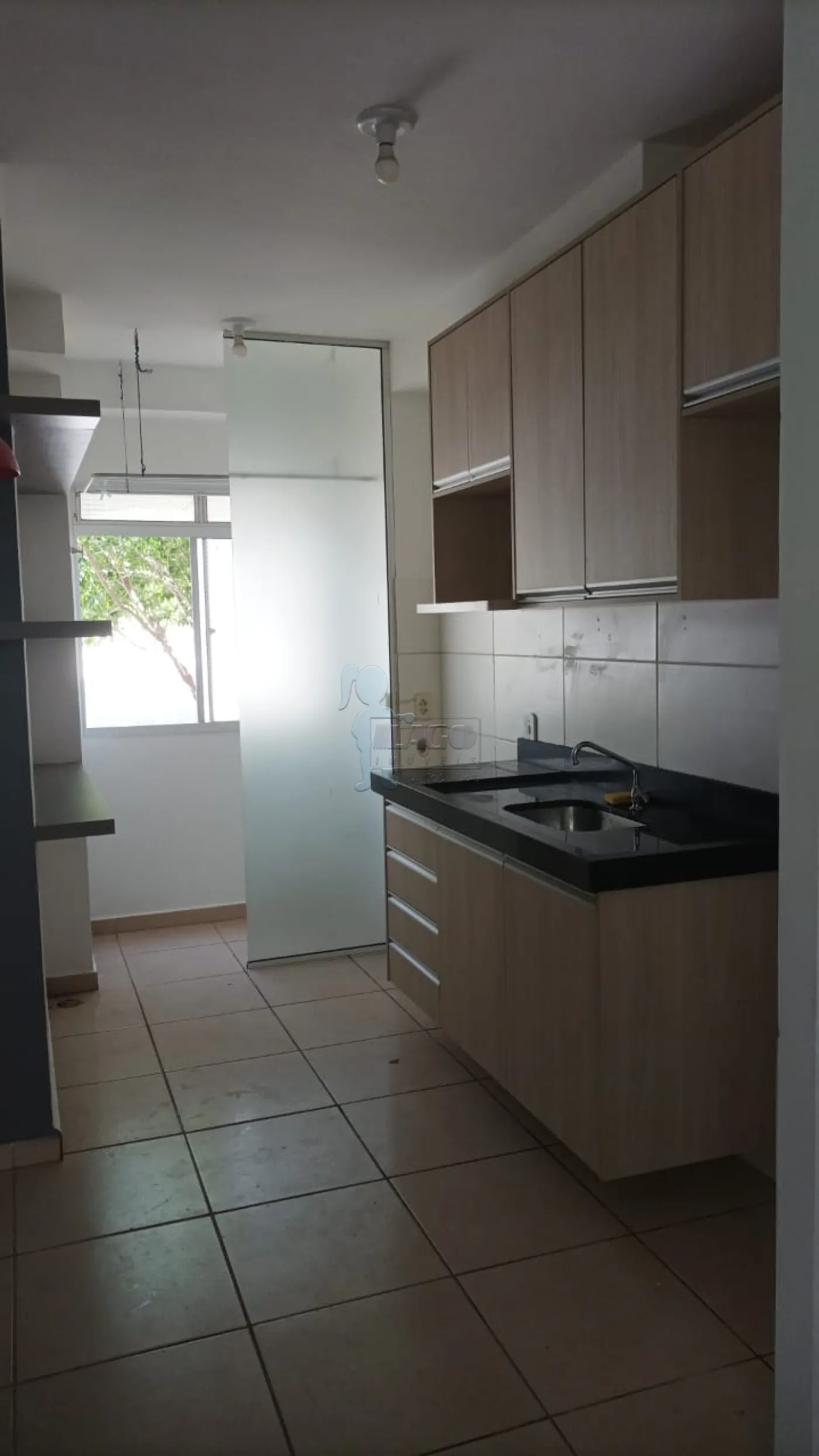 Alugar Apartamento / Padrão em Ribeirão Preto R$ 1.000,00 - Foto 2