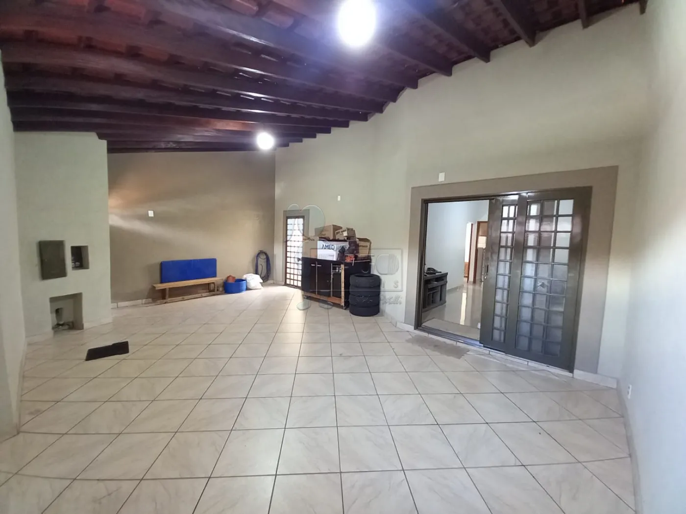 Alugar Casa / Padrão em Ribeirão Preto R$ 1.800,00 - Foto 3