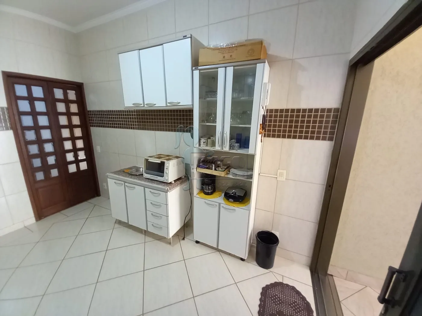 Alugar Casas / Padrão em Ribeirão Preto R$ 1.800,00 - Foto 14