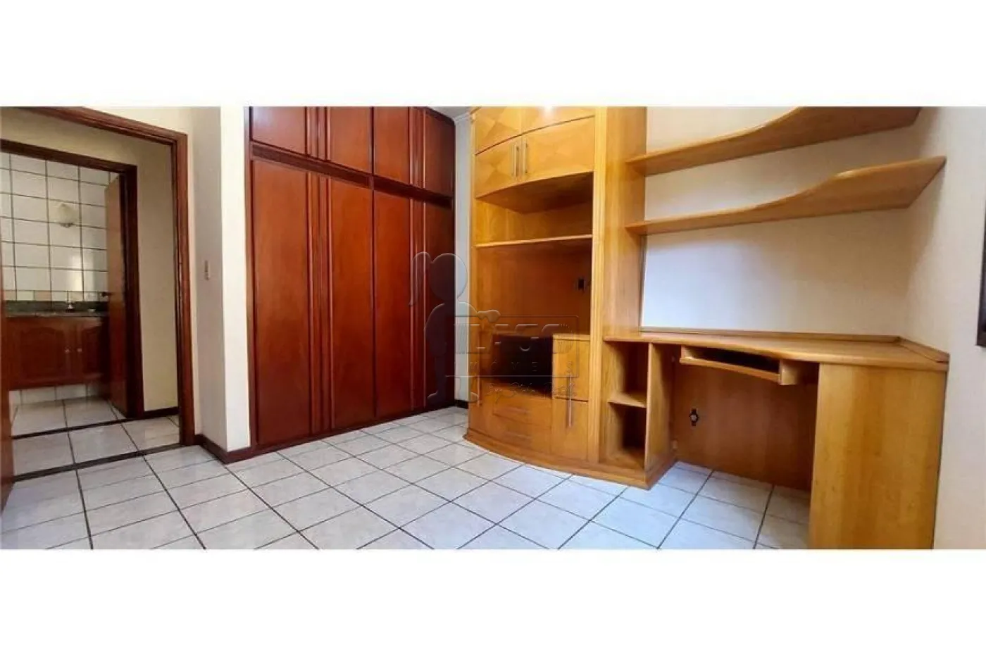 Alugar Apartamento / Padrão em Ribeirão Preto R$ 1.300,00 - Foto 2