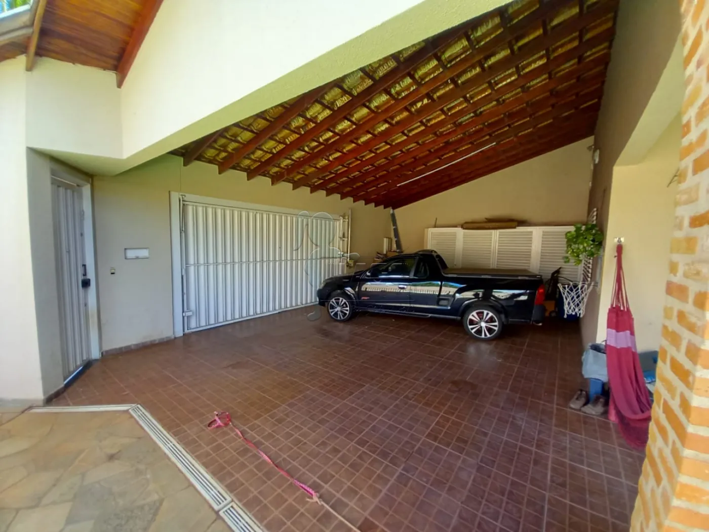 Alugar Casas / Padrão em Ribeirão Preto R$ 2.500,00 - Foto 2