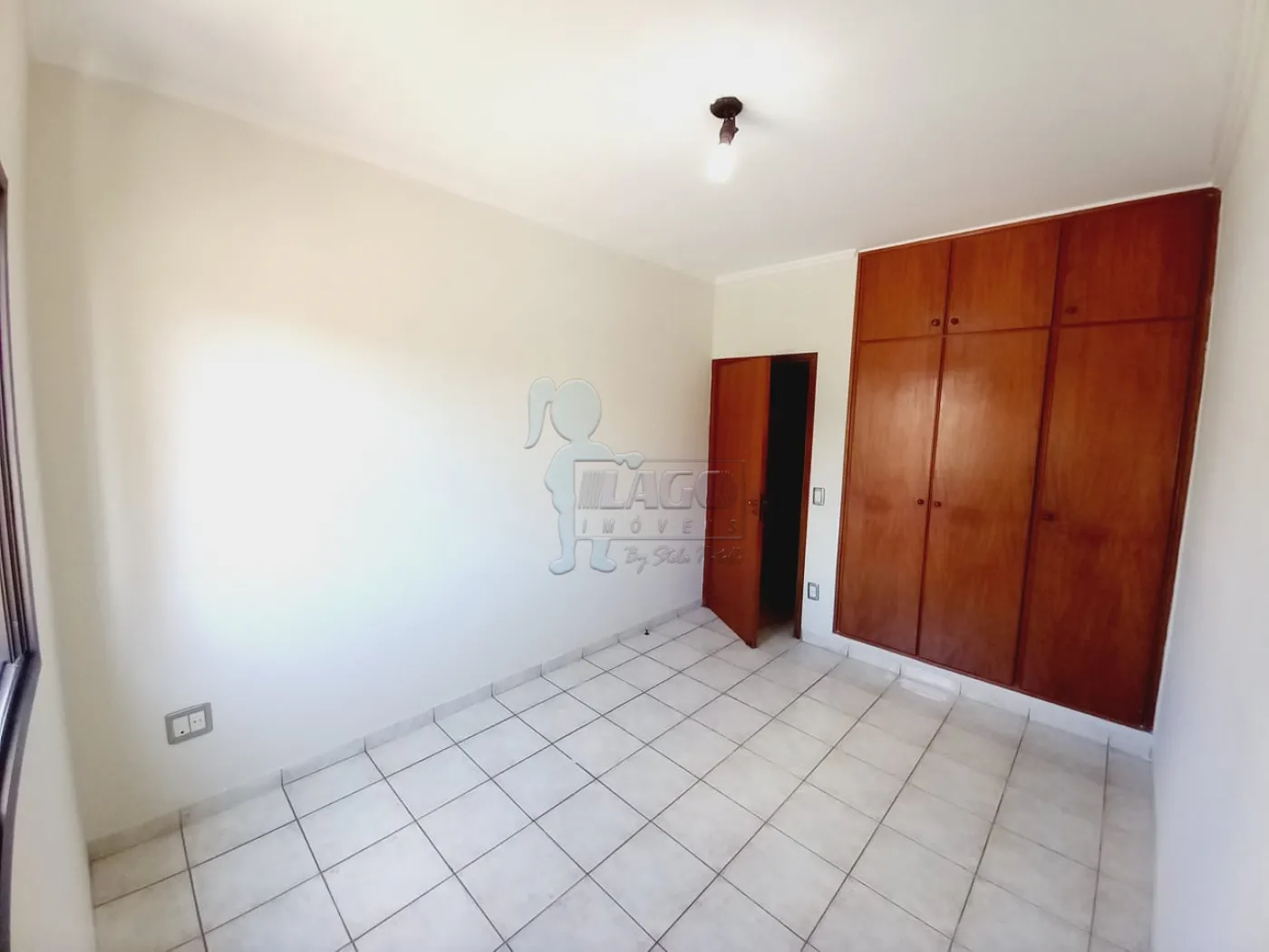 Alugar Apartamento / Padrão em Ribeirão Preto R$ 1.500,00 - Foto 2