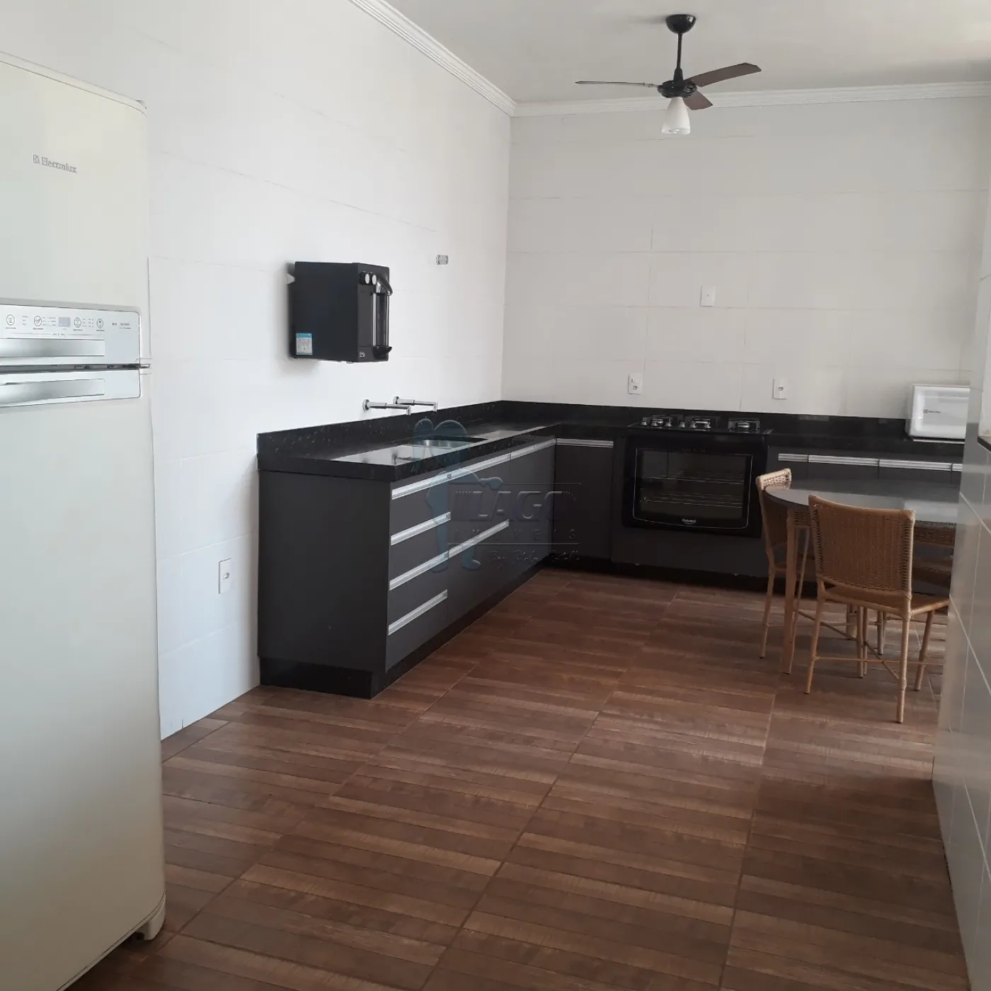 Comprar Casa / Padrão em Ribeirão Preto R$ 382.000,00 - Foto 1