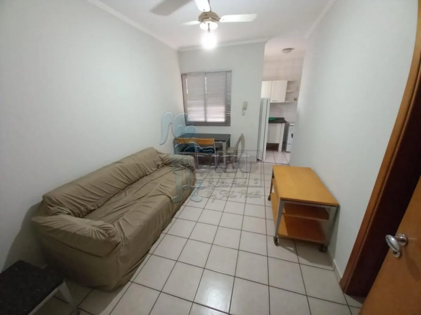 Alugar Apartamento / Padrão em Ribeirão Preto R$ 700,00 - Foto 2