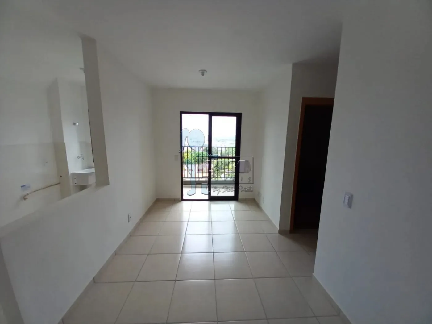 Alugar Apartamento / Padrão em Ribeirão Preto R$ 1.800,00 - Foto 1