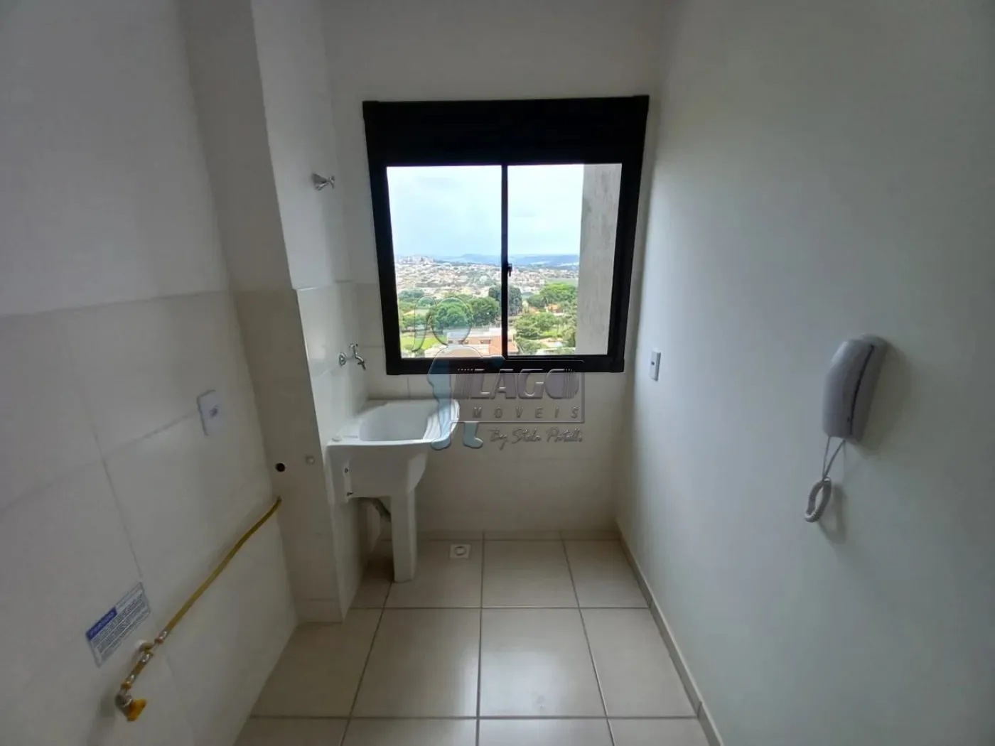 Alugar Apartamento / Padrão em Ribeirão Preto R$ 1.800,00 - Foto 4