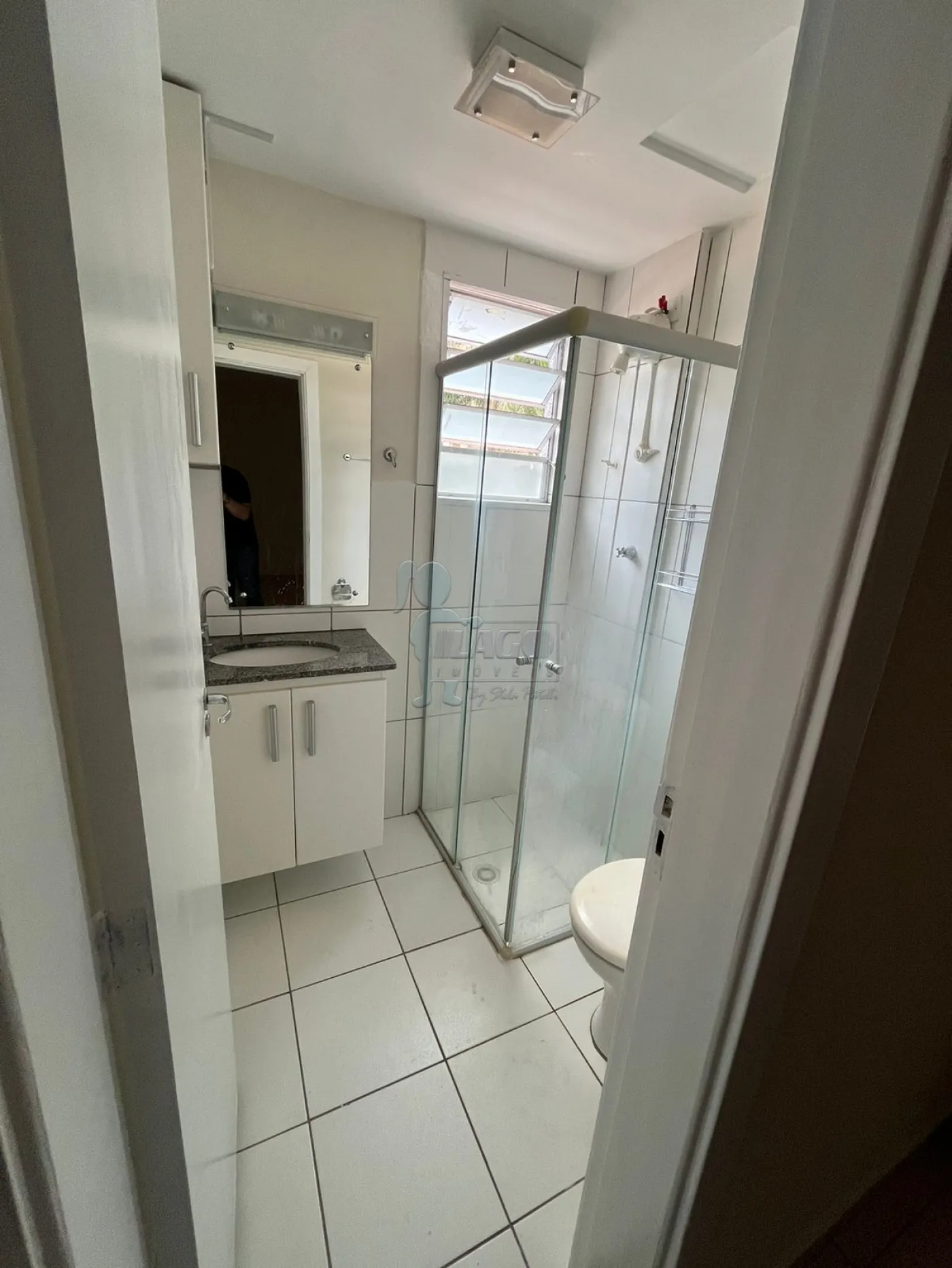 Alugar Apartamento / Padrão em Ribeirão Preto R$ 1.600,00 - Foto 5