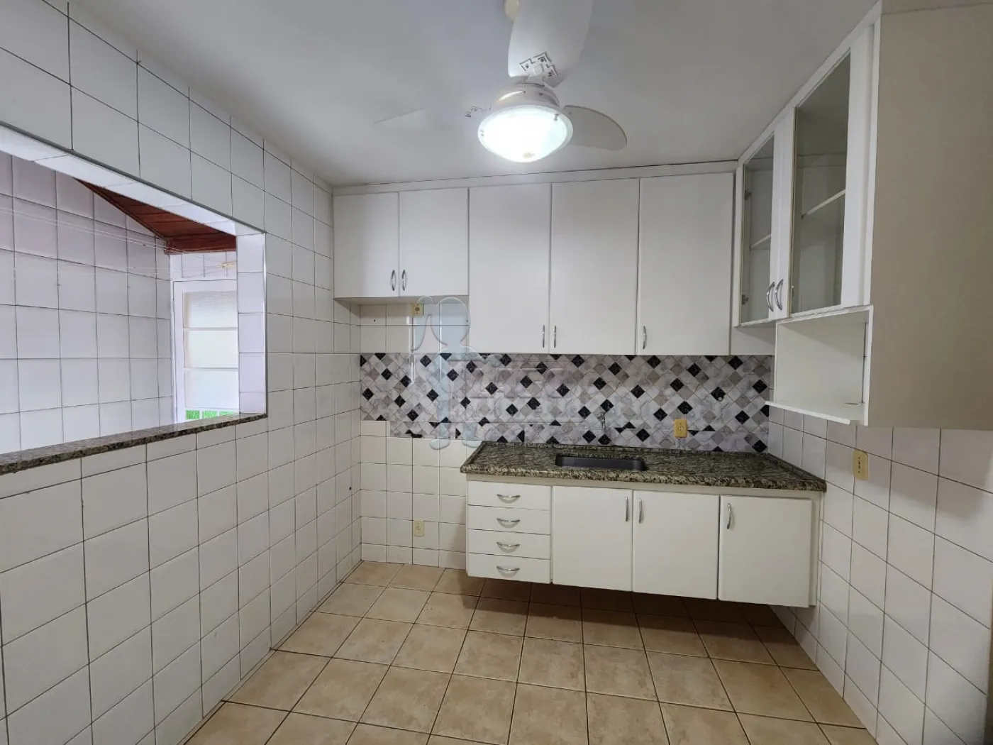 Alugar Casa condomínio / Padrão em Ribeirão Preto R$ 2.700,00 - Foto 4