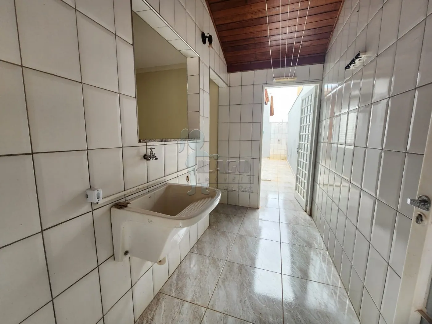 Alugar Casa condomínio / Padrão em Ribeirão Preto R$ 2.700,00 - Foto 15