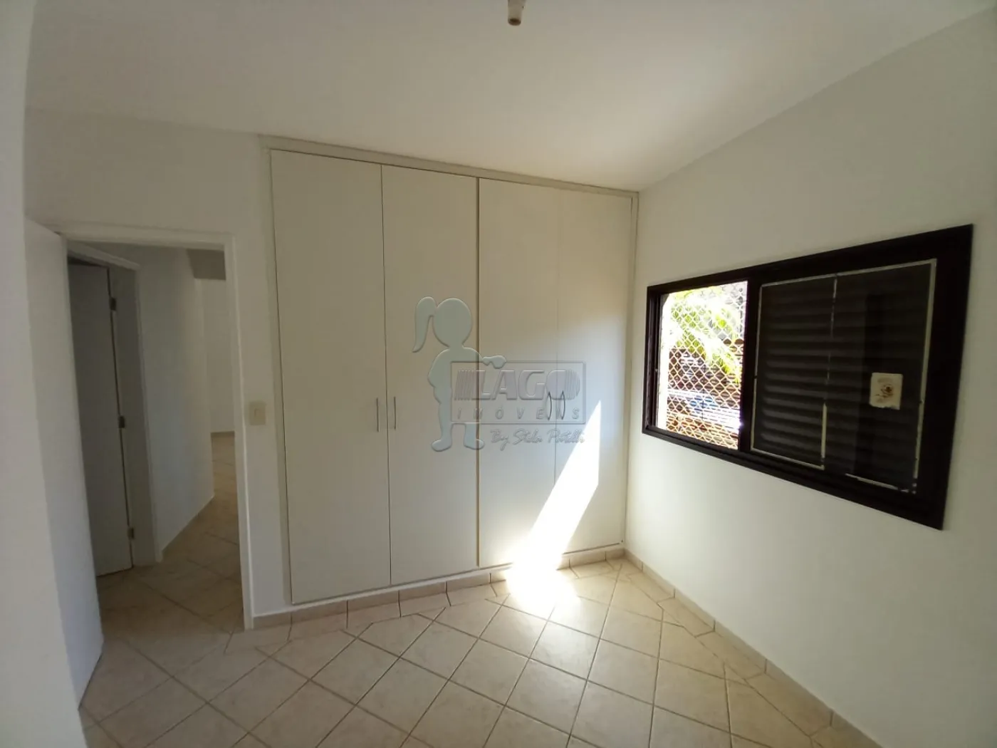 Alugar Apartamento / Padrão em Ribeirão Preto R$ 1.800,00 - Foto 4