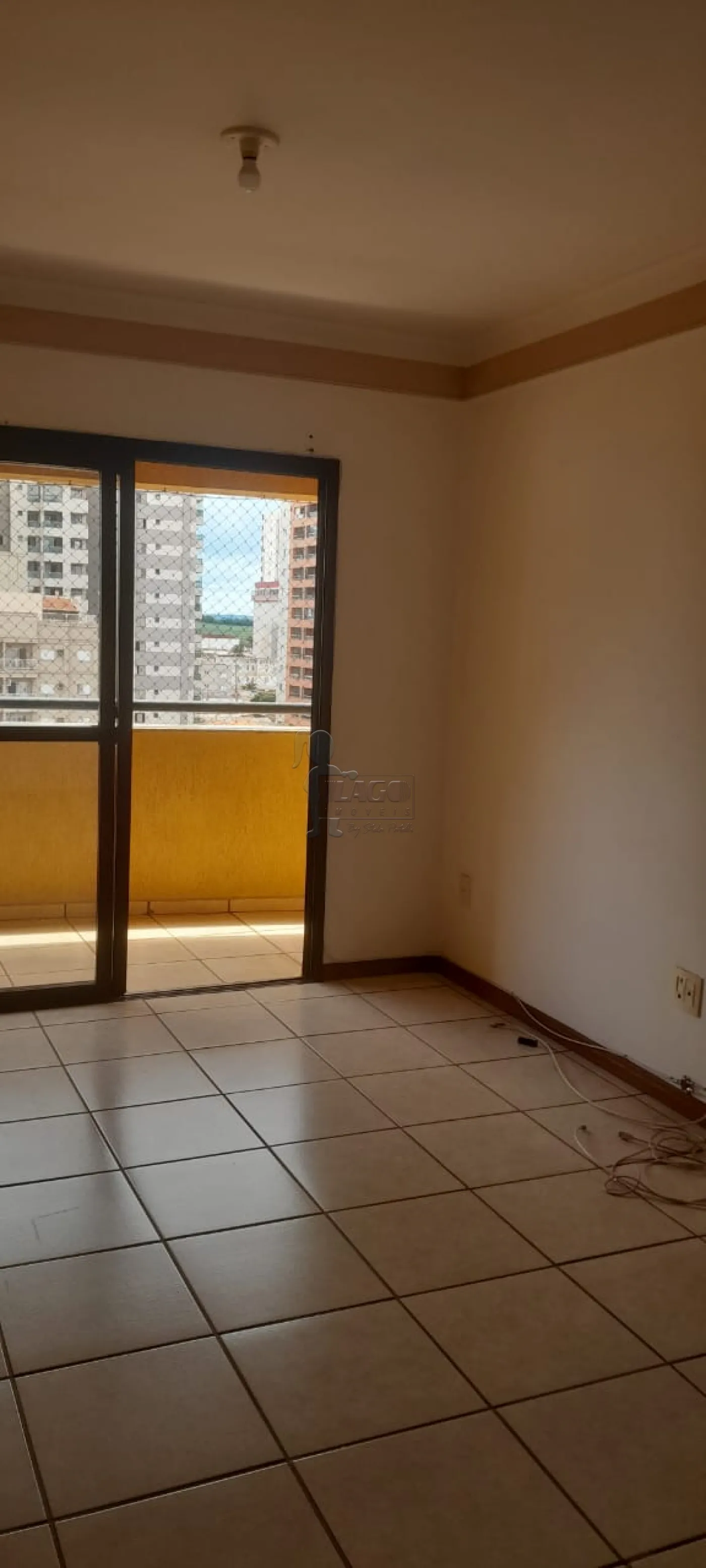 Alugar Apartamentos / Padrão em Ribeirão Preto R$ 1.800,00 - Foto 2