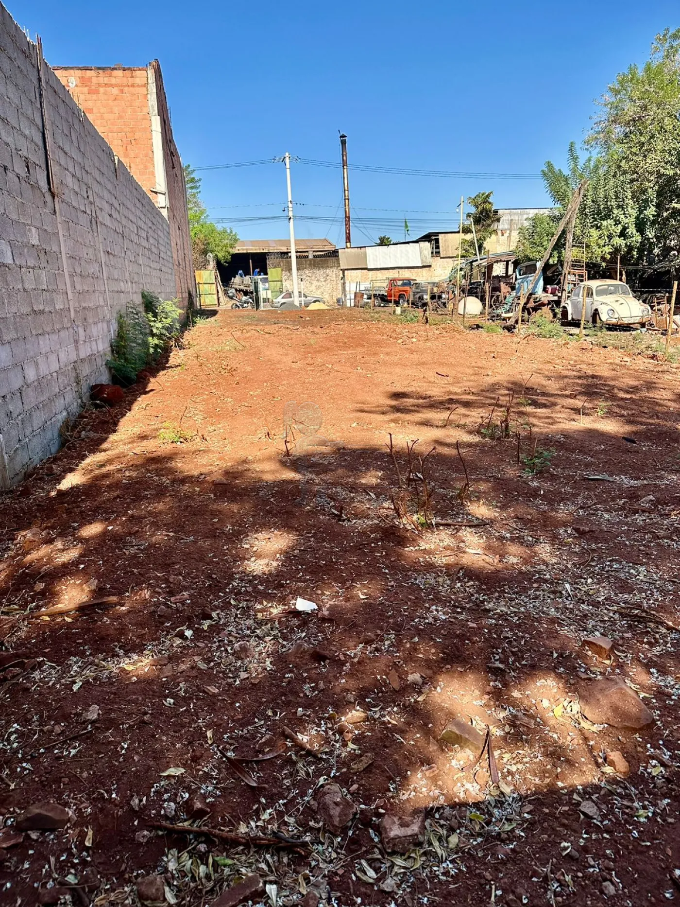 Alugar Terreno / Padrão em Ribeirão Preto R$ 1.200,00 - Foto 2