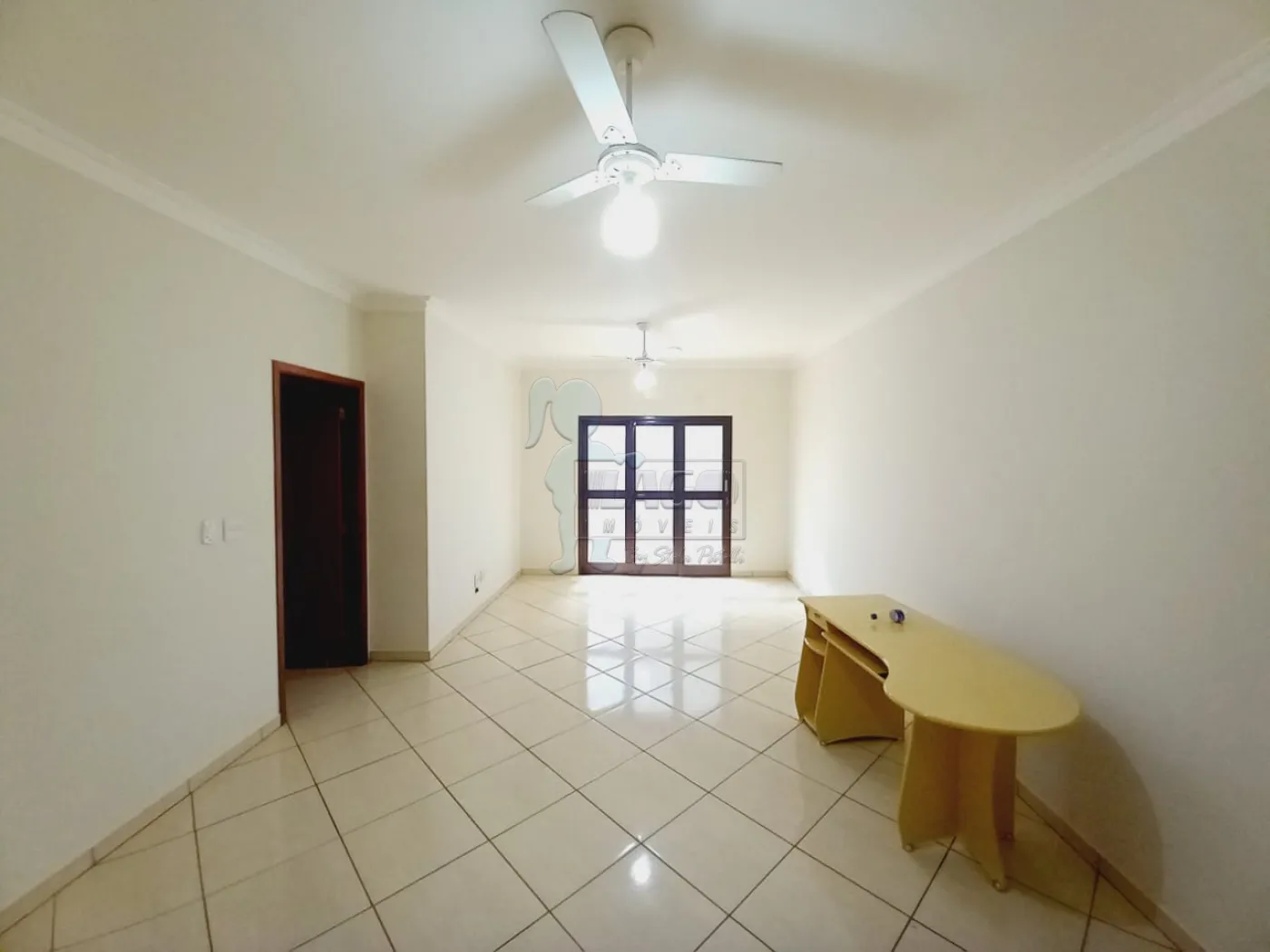 Alugar Apartamento / Padrão em Ribeirão Preto R$ 1.760,00 - Foto 2