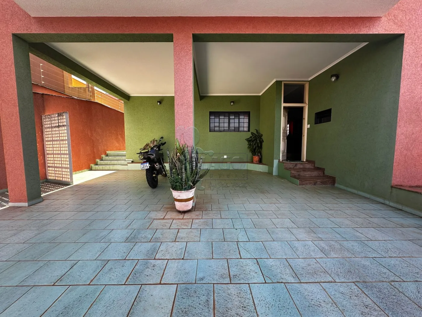 Comprar Casas / Padrão em Ribeirão Preto R$ 848.000,00 - Foto 2