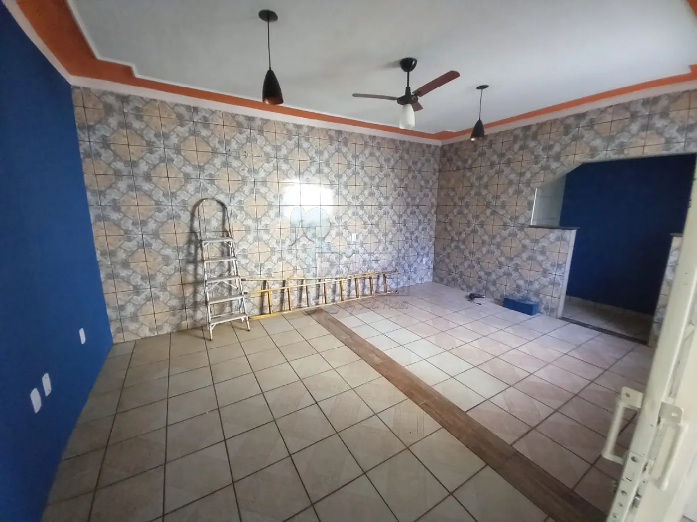 Alugar Casa / Padrão em Ribeirão Preto R$ 750,00 - Foto 2