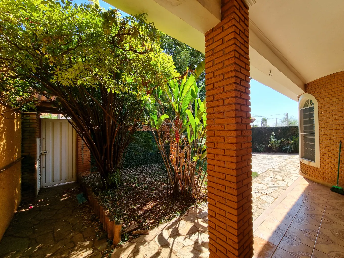 Comprar Casa / Padrão em Ribeirão Preto R$ 580.000,00 - Foto 3