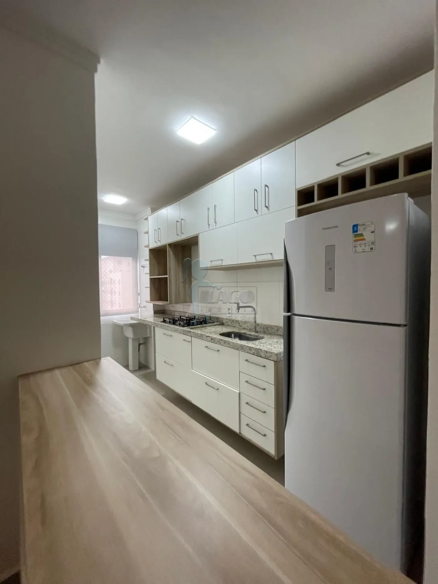 Comprar Apartamento / Padrão em Ribeirão Preto R$ 300.000,00 - Foto 3