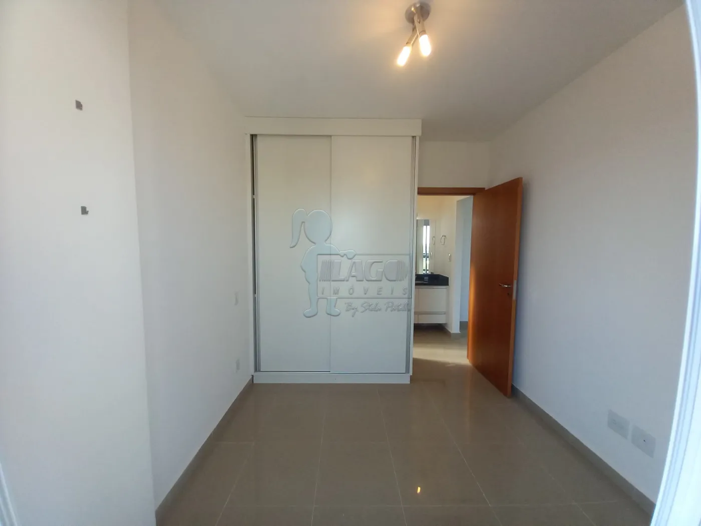 Alugar Apartamento / Padrão em Ribeirão Preto R$ 1.800,00 - Foto 12