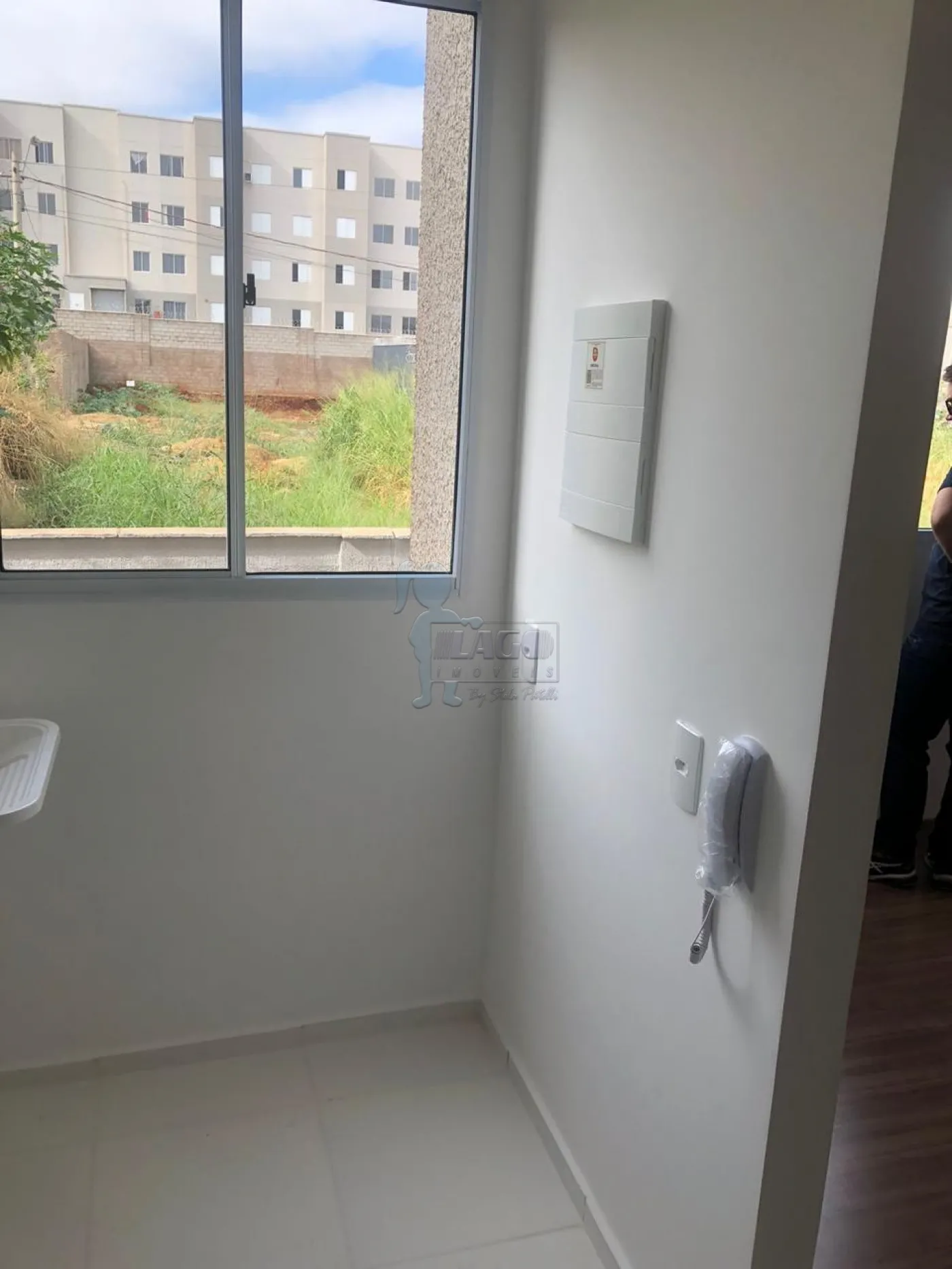 Alugar Apartamento / Padrão em Ribeirão Preto R$ 1.300,00 - Foto 5