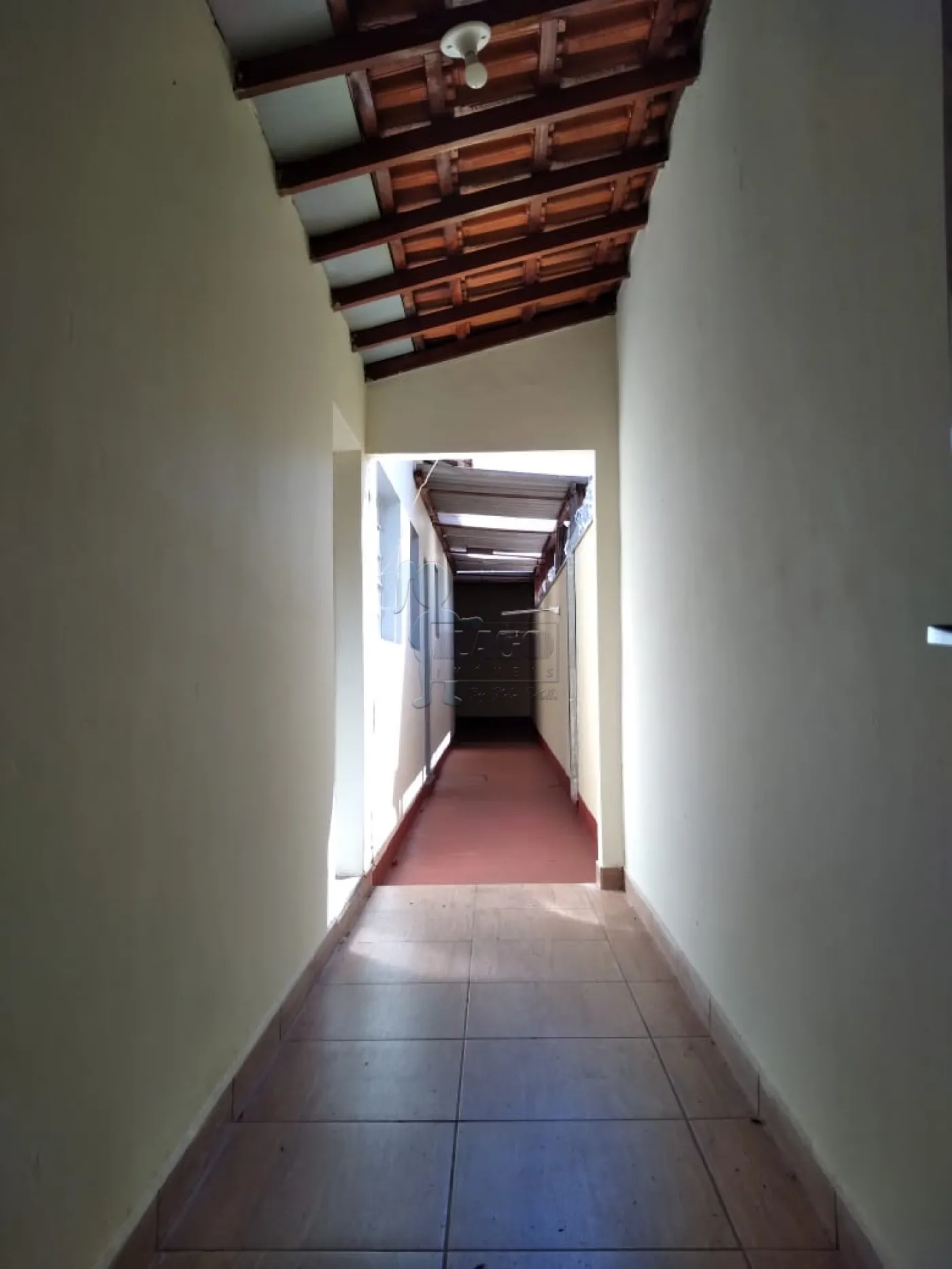 Alugar Casa / Padrão em Ribeirão Preto R$ 1.100,00 - Foto 13