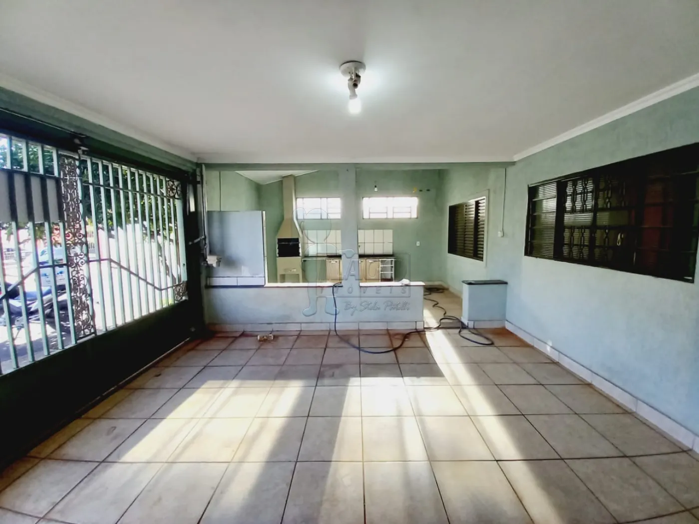 Comprar Casa / Padrão em Ribeirão Preto R$ 250.000,00 - Foto 1