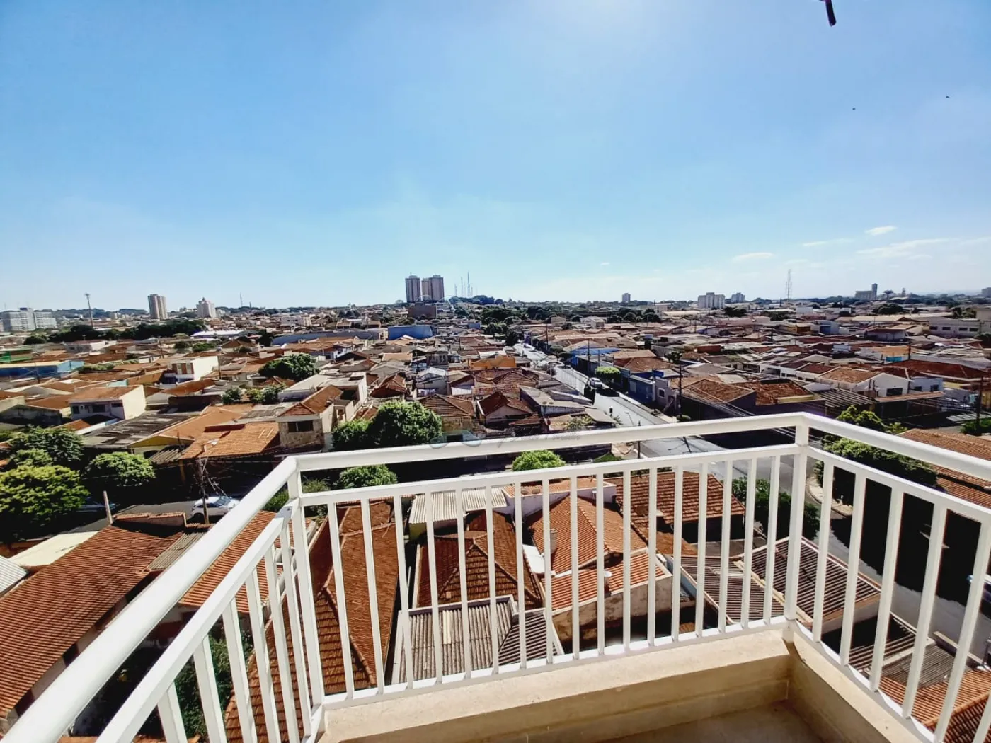 Alugar Apartamento / Padrão em Ribeirão Preto R$ 1.650,00 - Foto 4