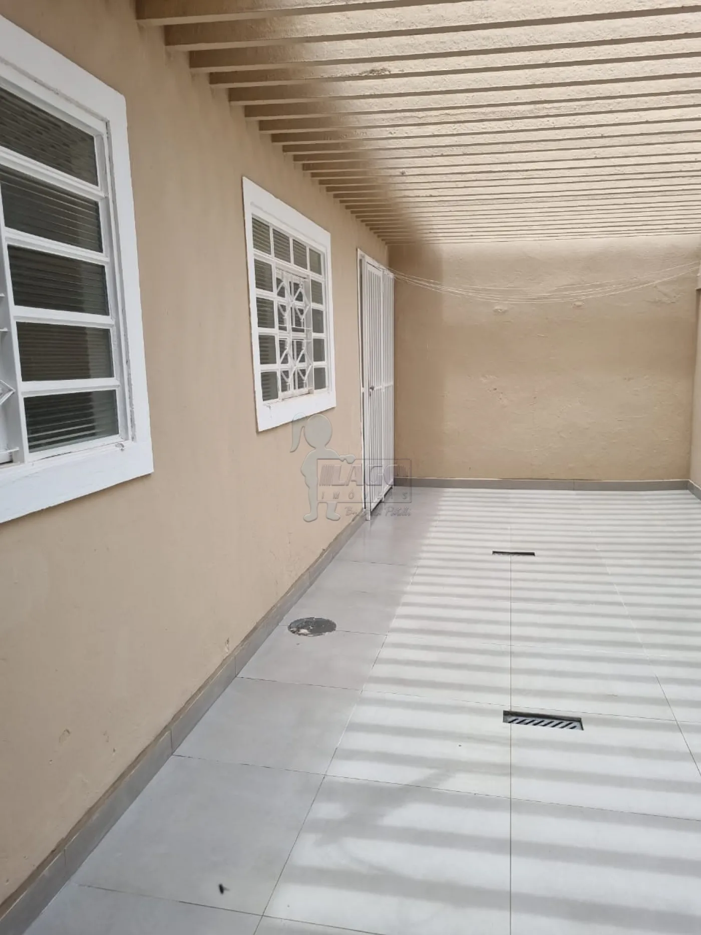 Comprar Casa / Padrão em Ribeirão Preto R$ 370.000,00 - Foto 1