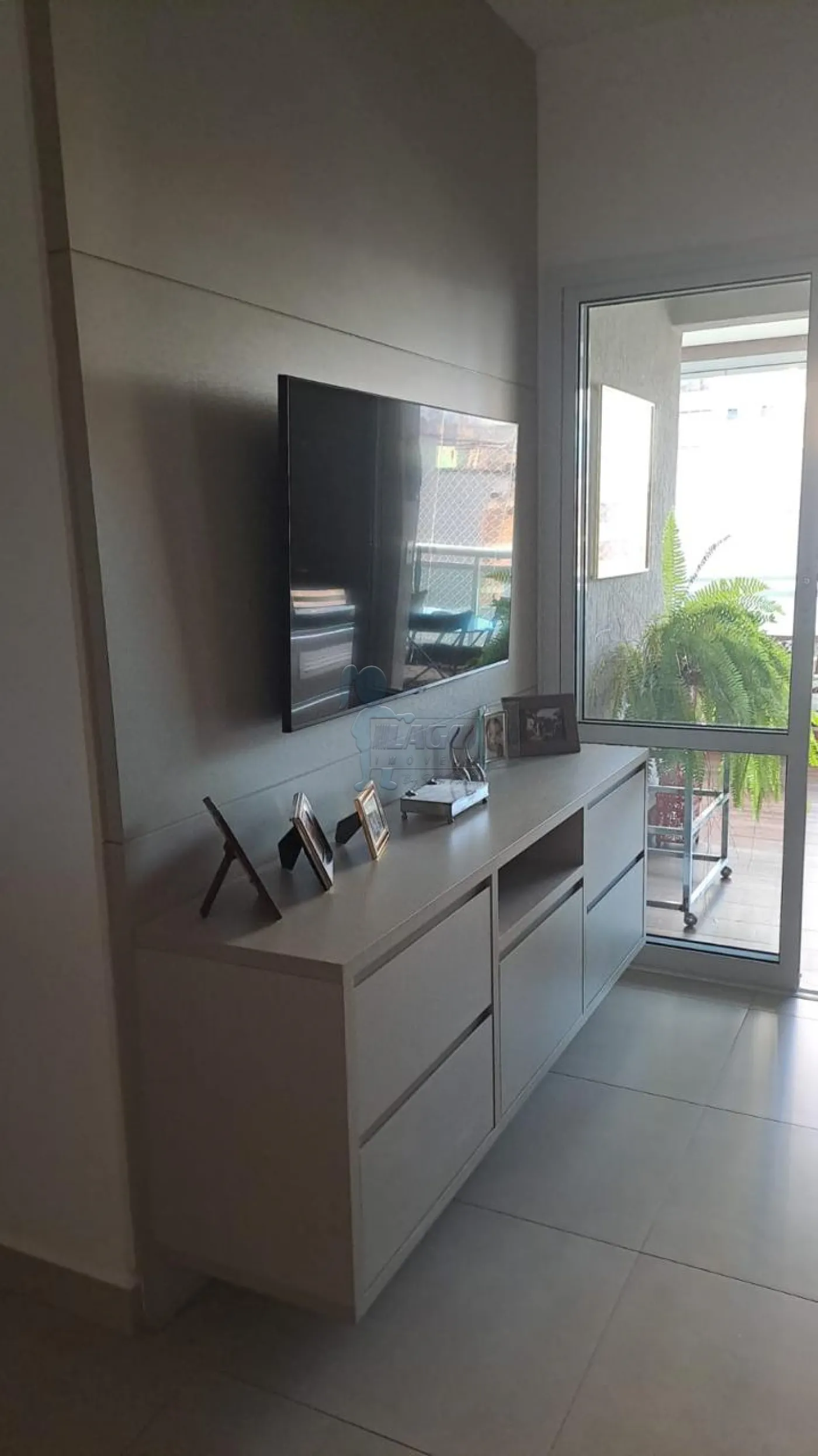 Alugar Apartamento / Padrão em Ribeirão Preto R$ 3.600,00 - Foto 2