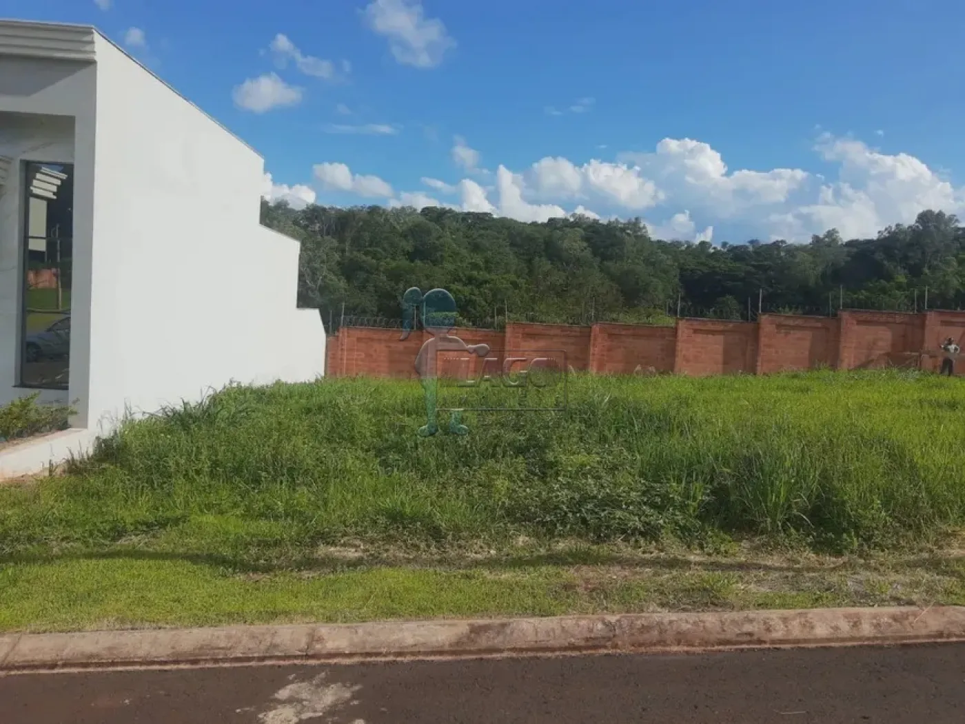 Comprar Terreno / Padrão em Ribeirão Preto R$ 307.000,00 - Foto 1