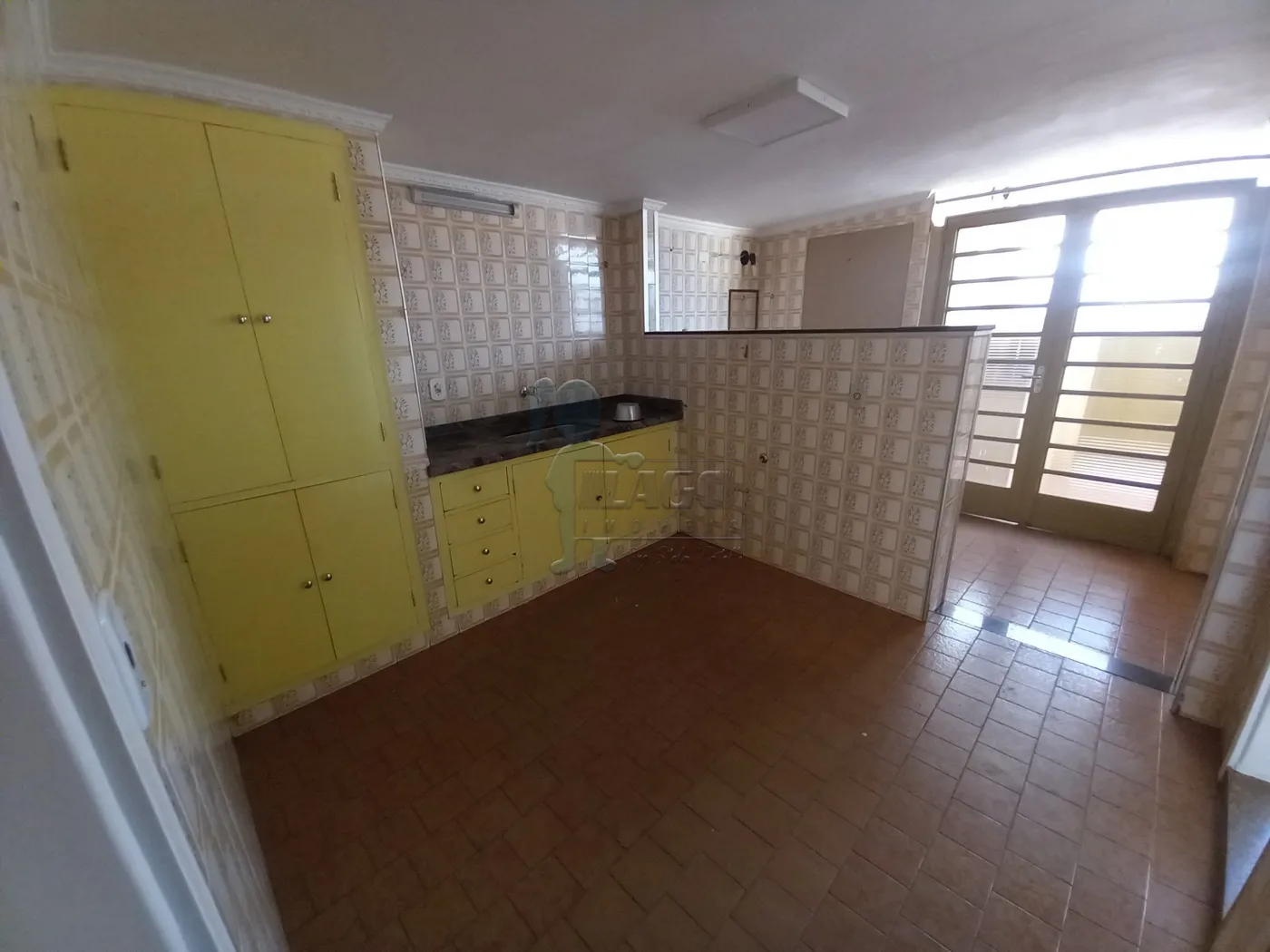 Alugar Casa / Padrão em Ribeirão Preto R$ 1.800,00 - Foto 14