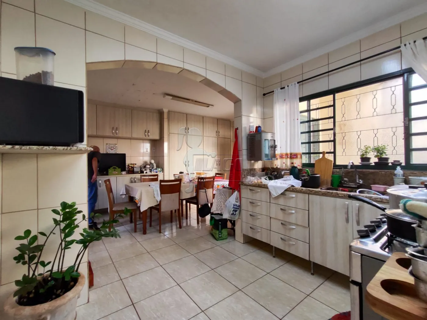 Comprar Casa / Padrão em Ribeirão Preto R$ 465.000,00 - Foto 3