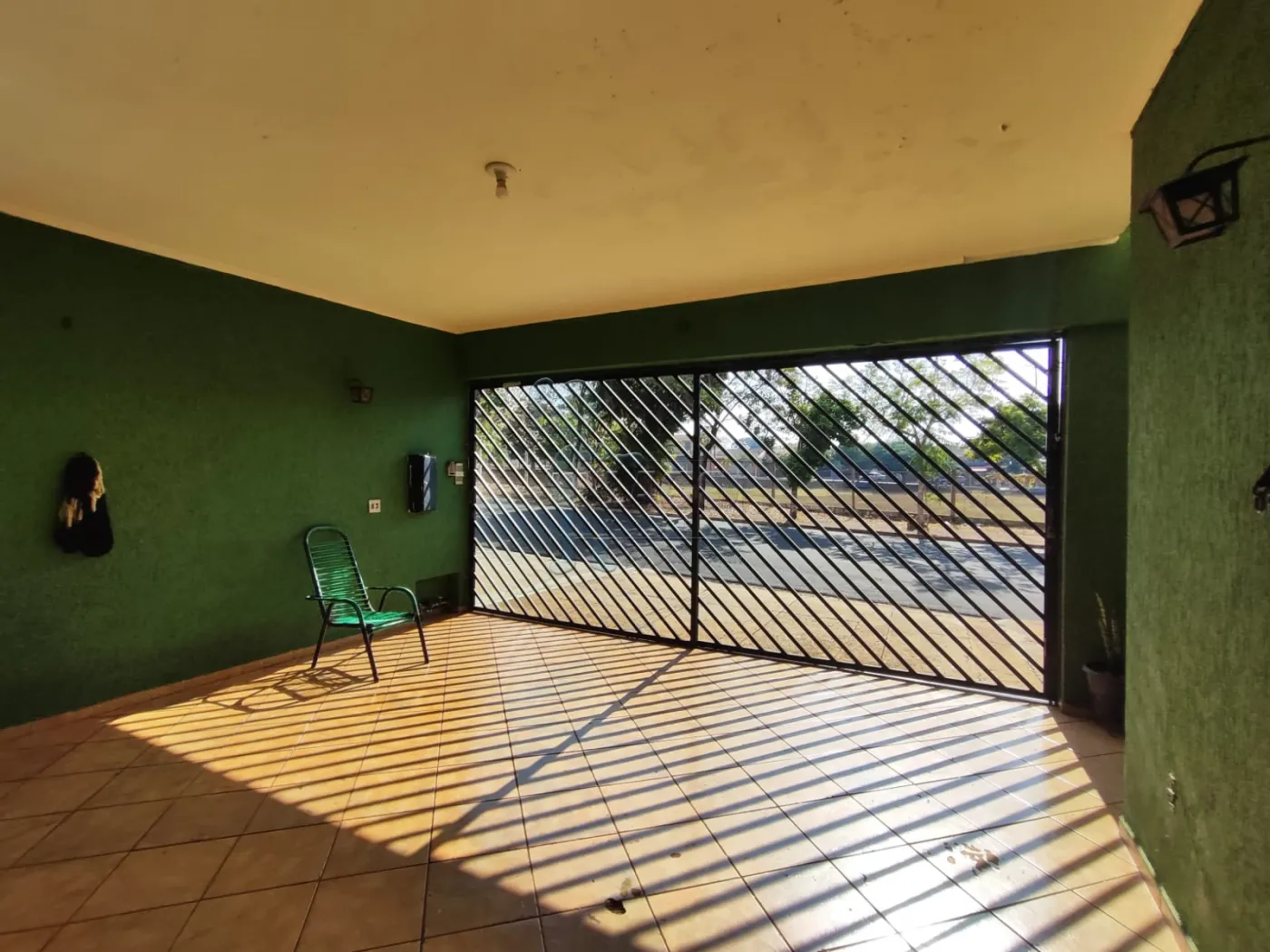 Comprar Casa / Padrão em Ribeirão Preto R$ 300.000,00 - Foto 1