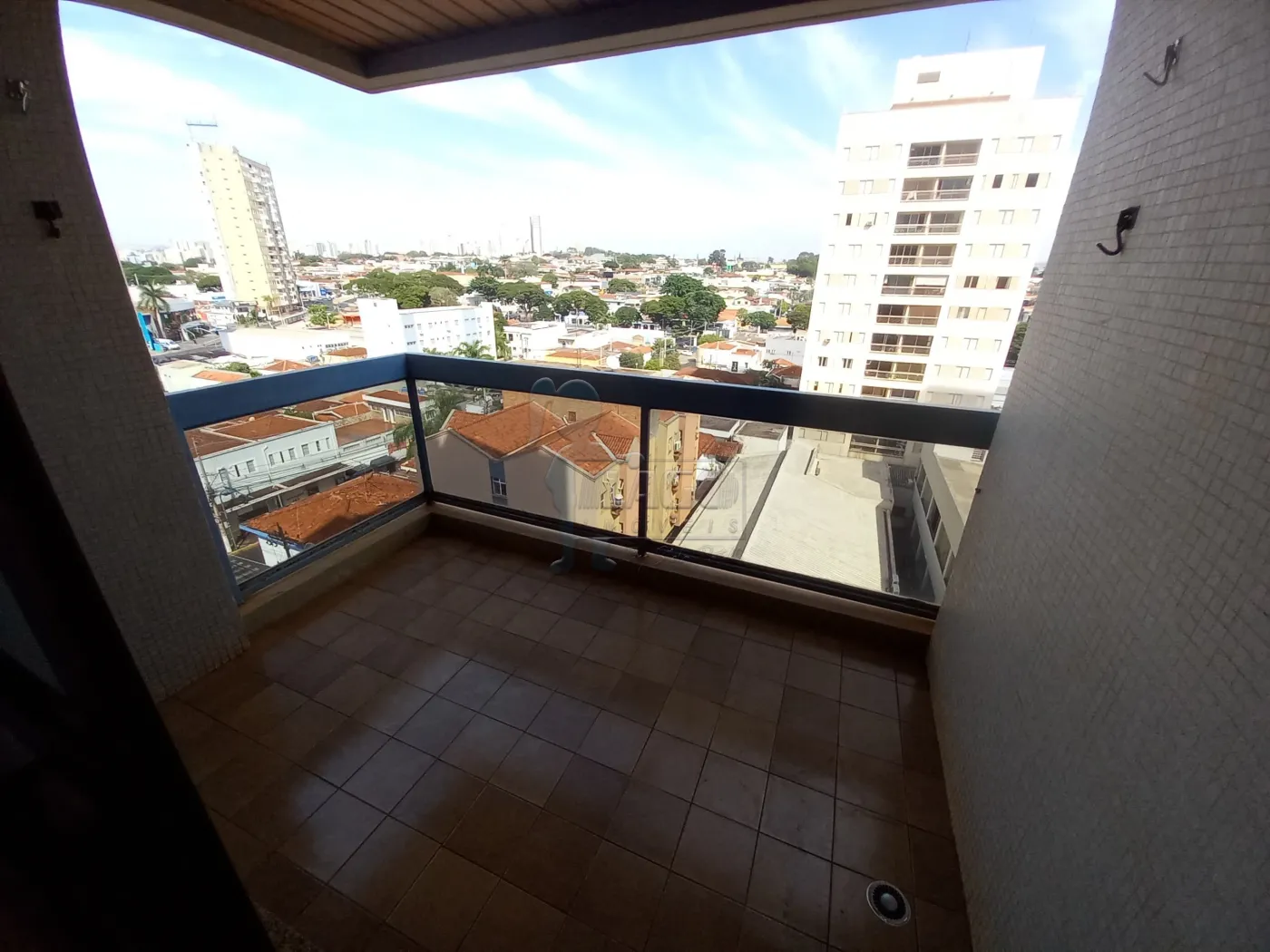 Alugar Apartamento / Padrão em Ribeirão Preto R$ 1.200,00 - Foto 2