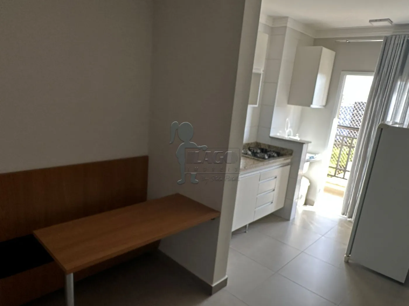 Alugar Apartamento / Padrão em Ribeirão Preto R$ 1.800,00 - Foto 1