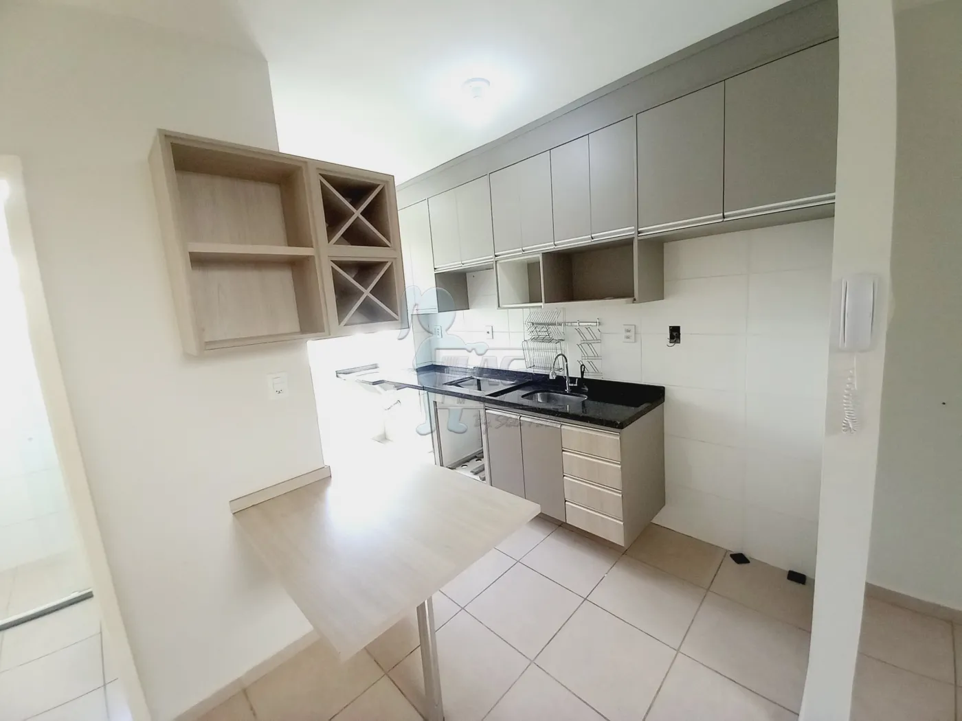 Alugar Apartamento / Padrão em Ribeirão Preto R$ 750,00 - Foto 4