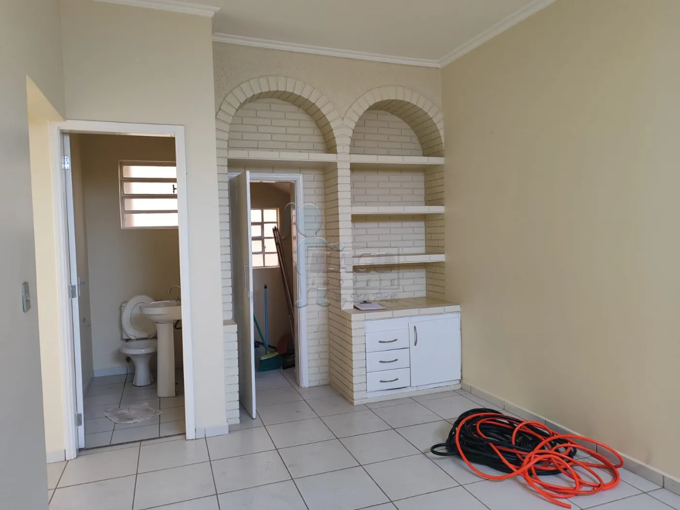 Comprar Casa / Sobrado em Ribeirão Preto R$ 320.000,00 - Foto 1