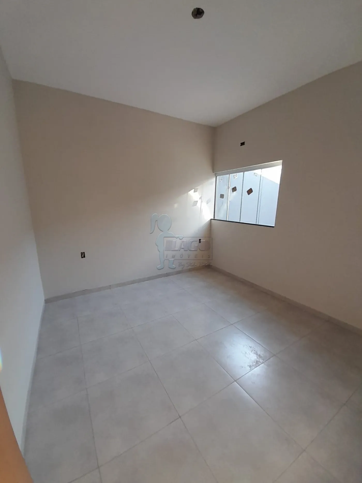 Comprar Casa / Padrão em Barrinha R$ 220.000,00 - Foto 2