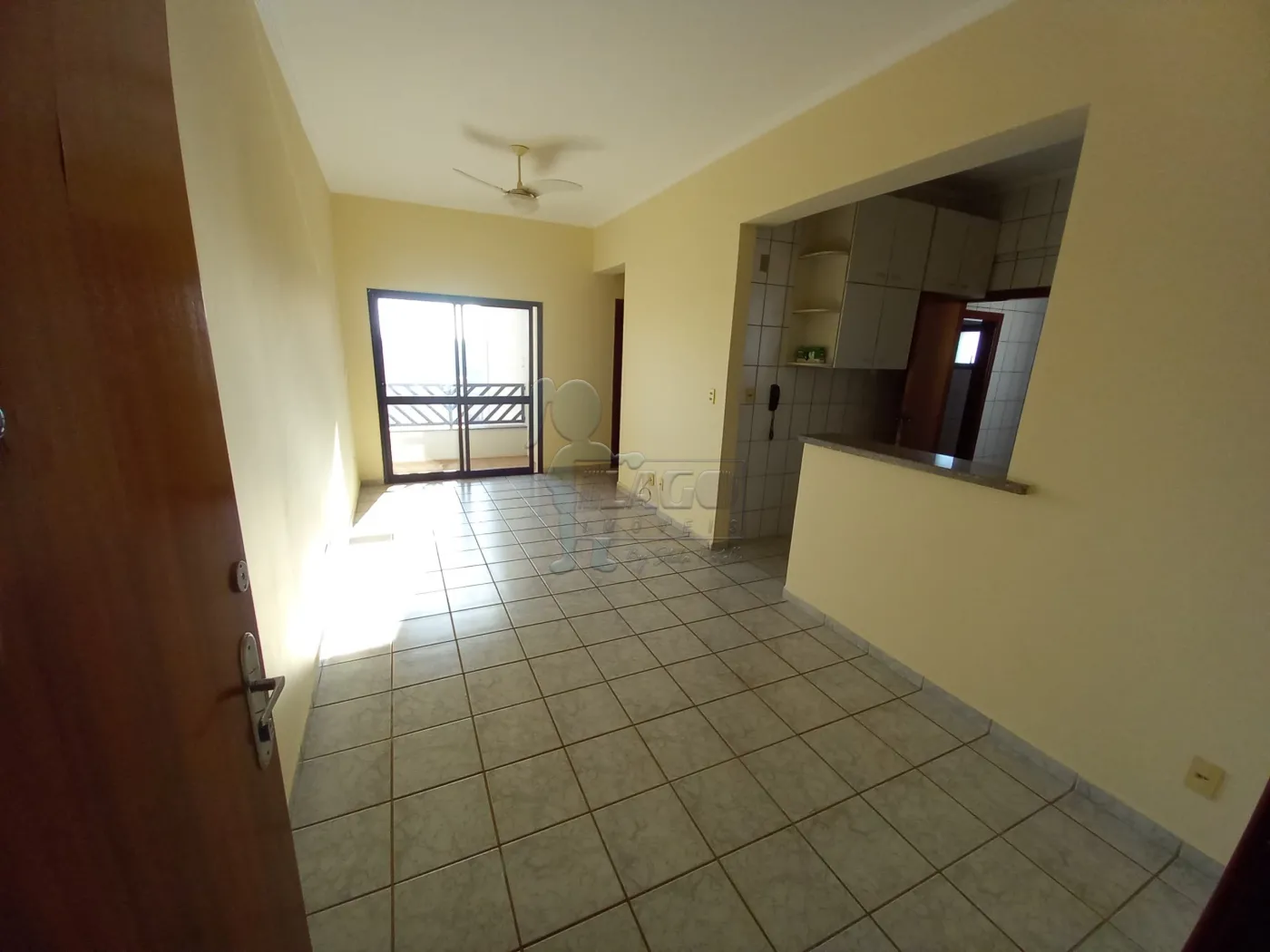 Alugar Apartamento / Padrão em Ribeirão Preto R$ 1.500,00 - Foto 2