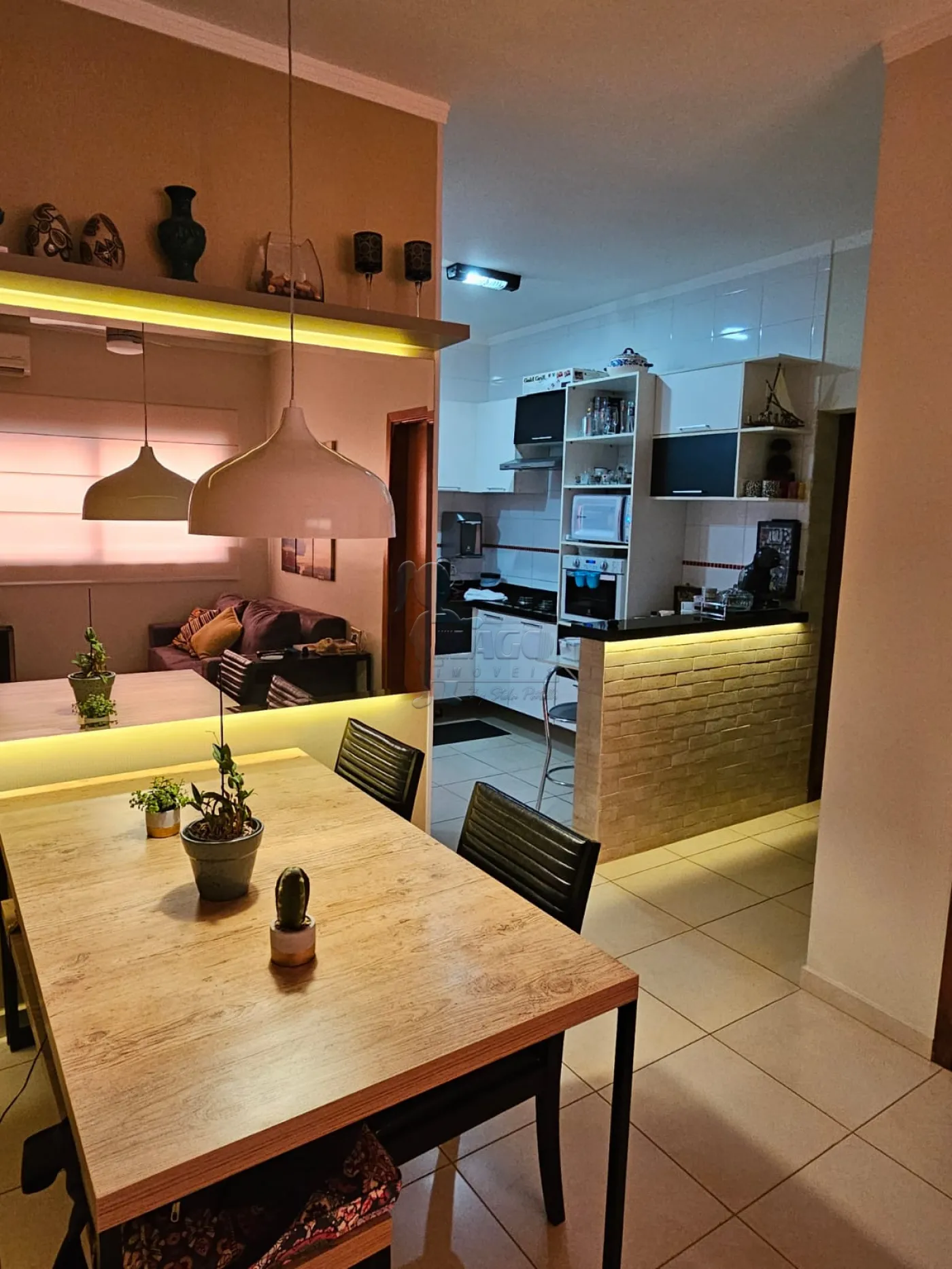 Comprar Apartamento / Padrão em Ribeirão Preto R$ 339.000,00 - Foto 1