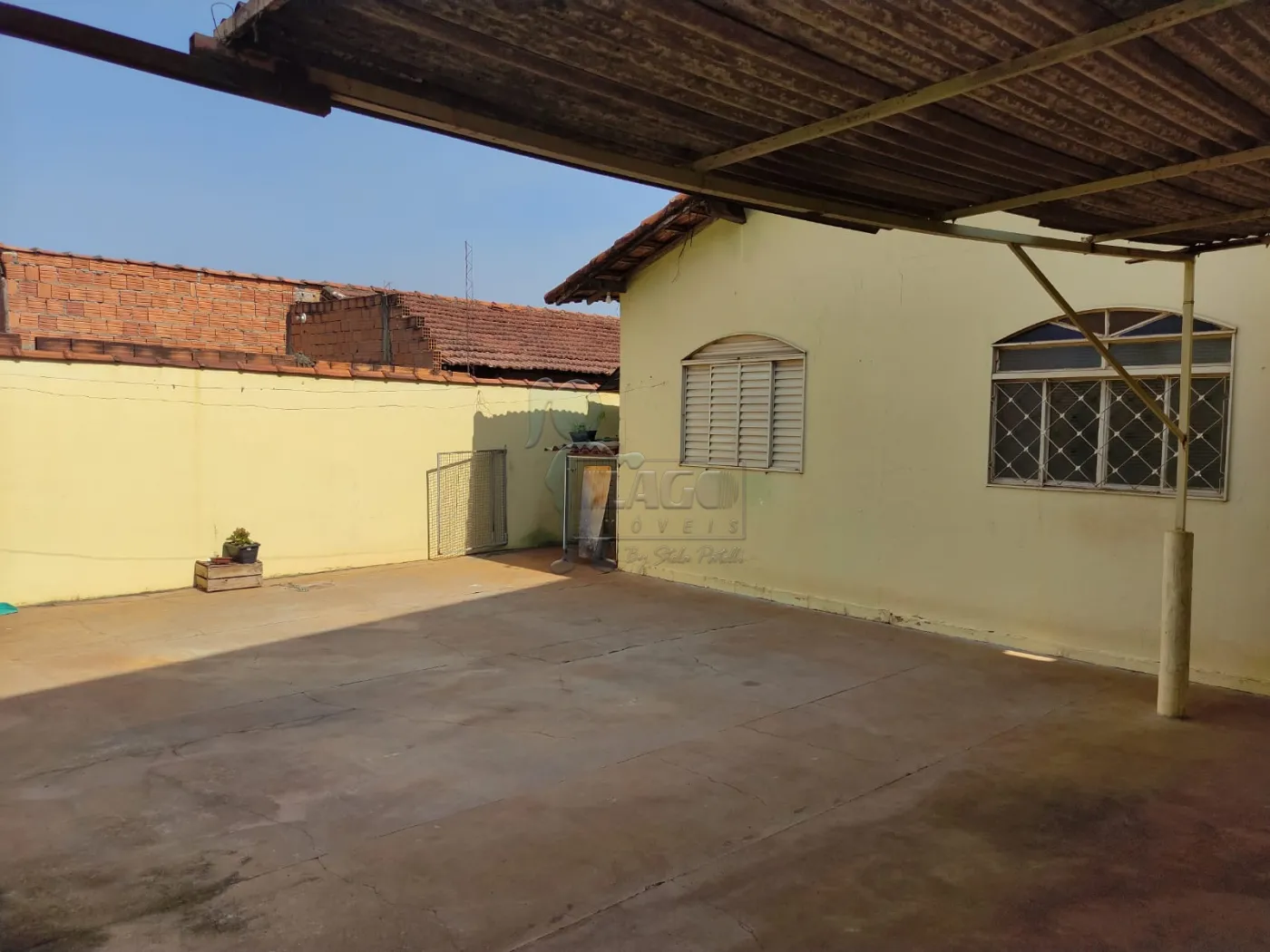 Comprar Casa / Padrão em Ribeirão Preto R$ 235.000,00 - Foto 2