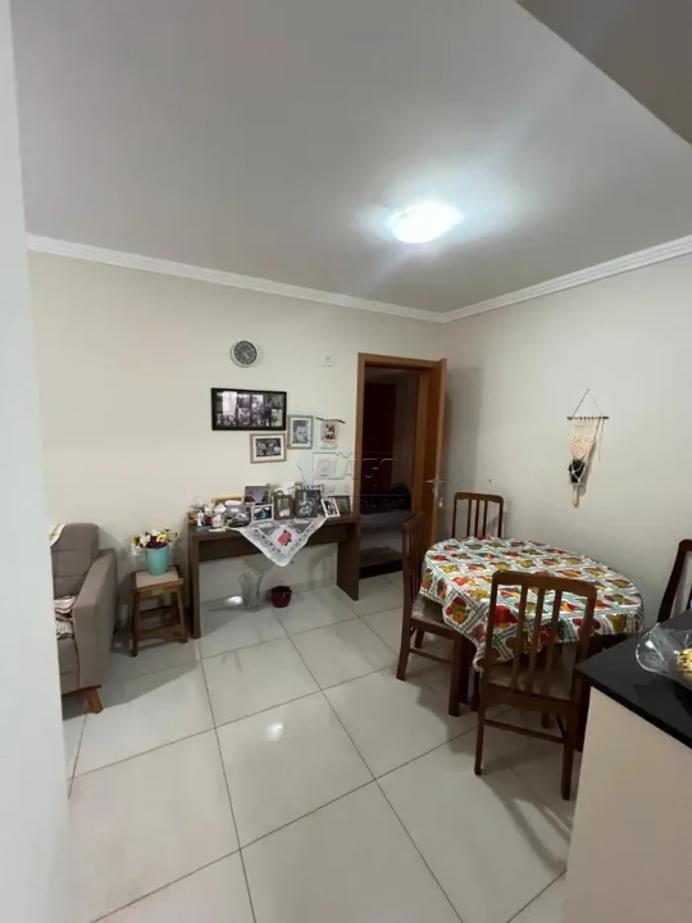 Comprar Apartamento / Padrão em Ribeirão Preto R$ 350.000,00 - Foto 2