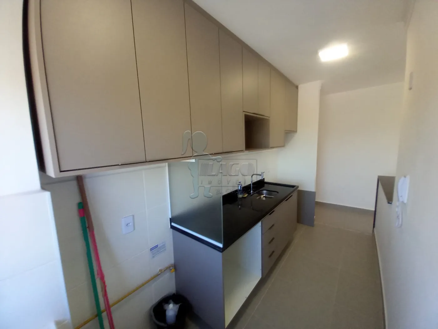 Alugar Apartamento / Padrão em Ribeirão Preto R$ 2.300,00 - Foto 5