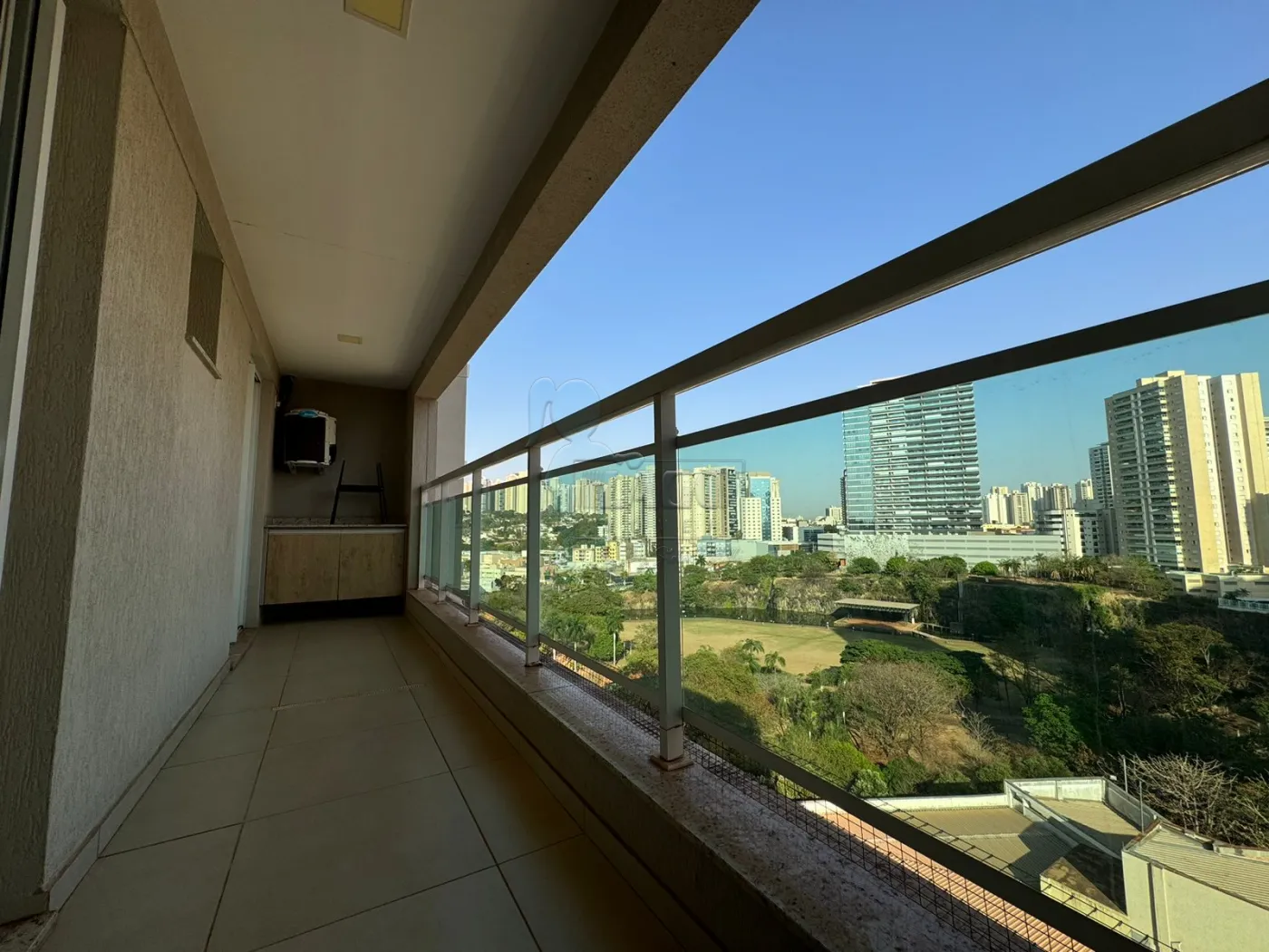 Alugar Apartamento / Padrão em Ribeirão Preto R$ 2.200,00 - Foto 3