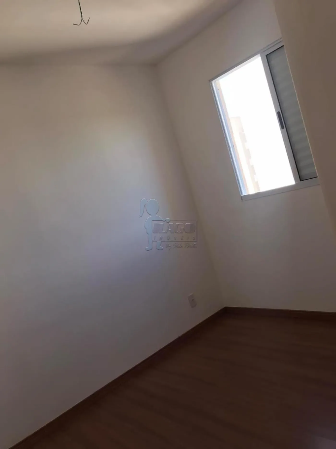 Alugar Apartamento / Padrão em Ribeirão Preto R$ 900,00 - Foto 2