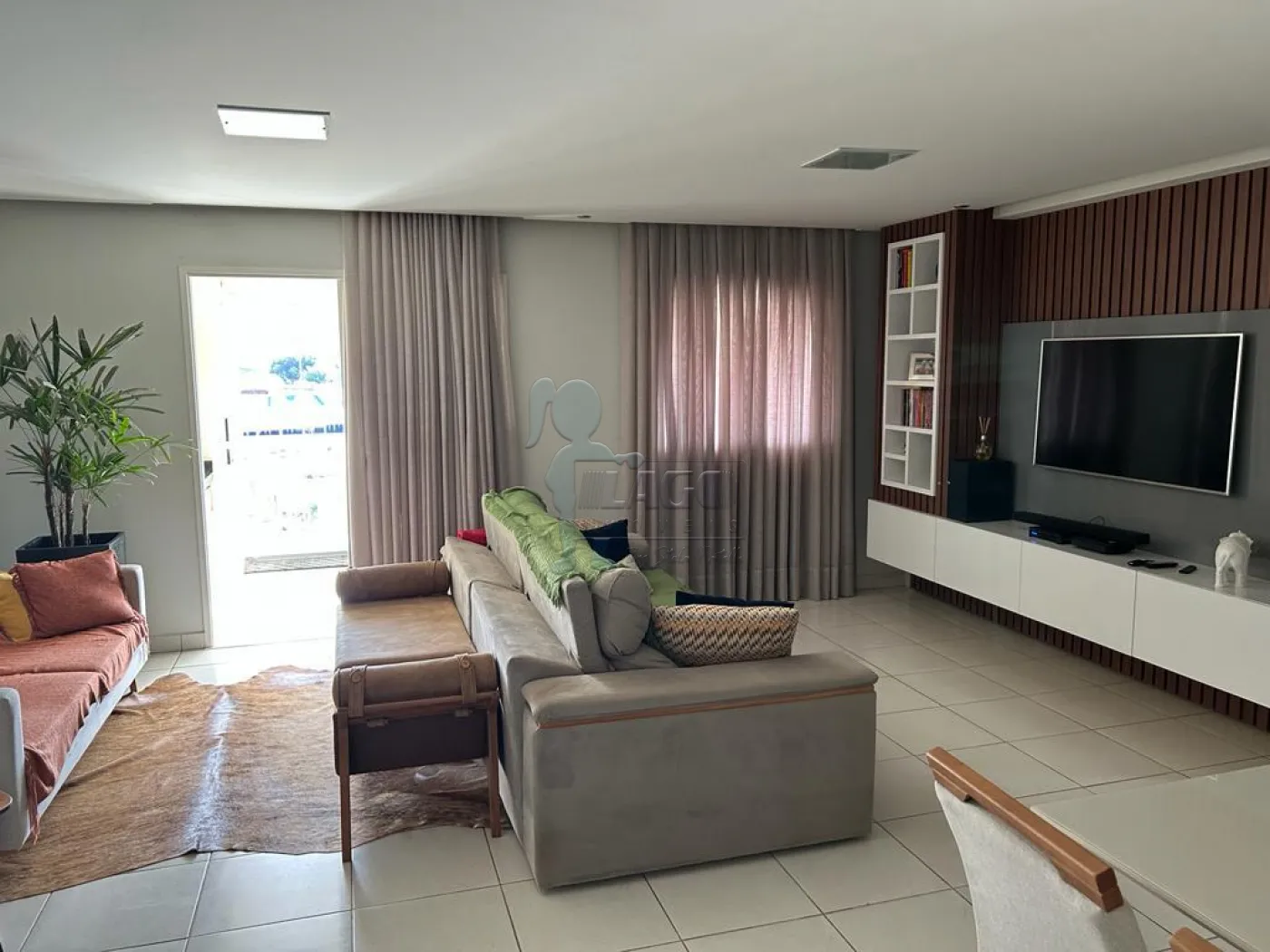 Comprar Apartamento / Padrão em Ribeirão Preto R$ 827.000,00 - Foto 2