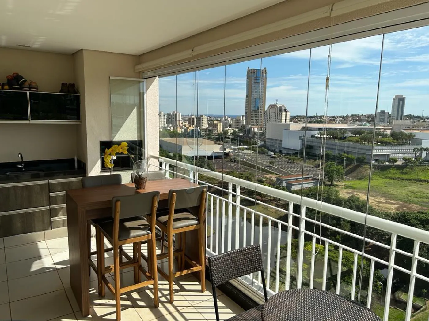 Comprar Apartamento / Padrão em Ribeirão Preto R$ 827.000,00 - Foto 1